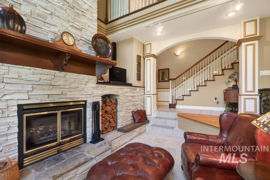 1761 Little Bear Ridge, Troy, Idaho 83871, 3 Bedrooms, 3 Bathrooms, Residential For Sale, Price $1,100,000, 98987768