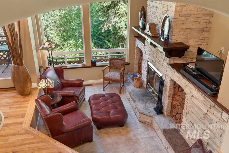 1761 Little Bear Ridge, Troy, Idaho 83871, 3 Bedrooms, 3 Bathrooms, Residential For Sale, Price $1,100,000, 98987768