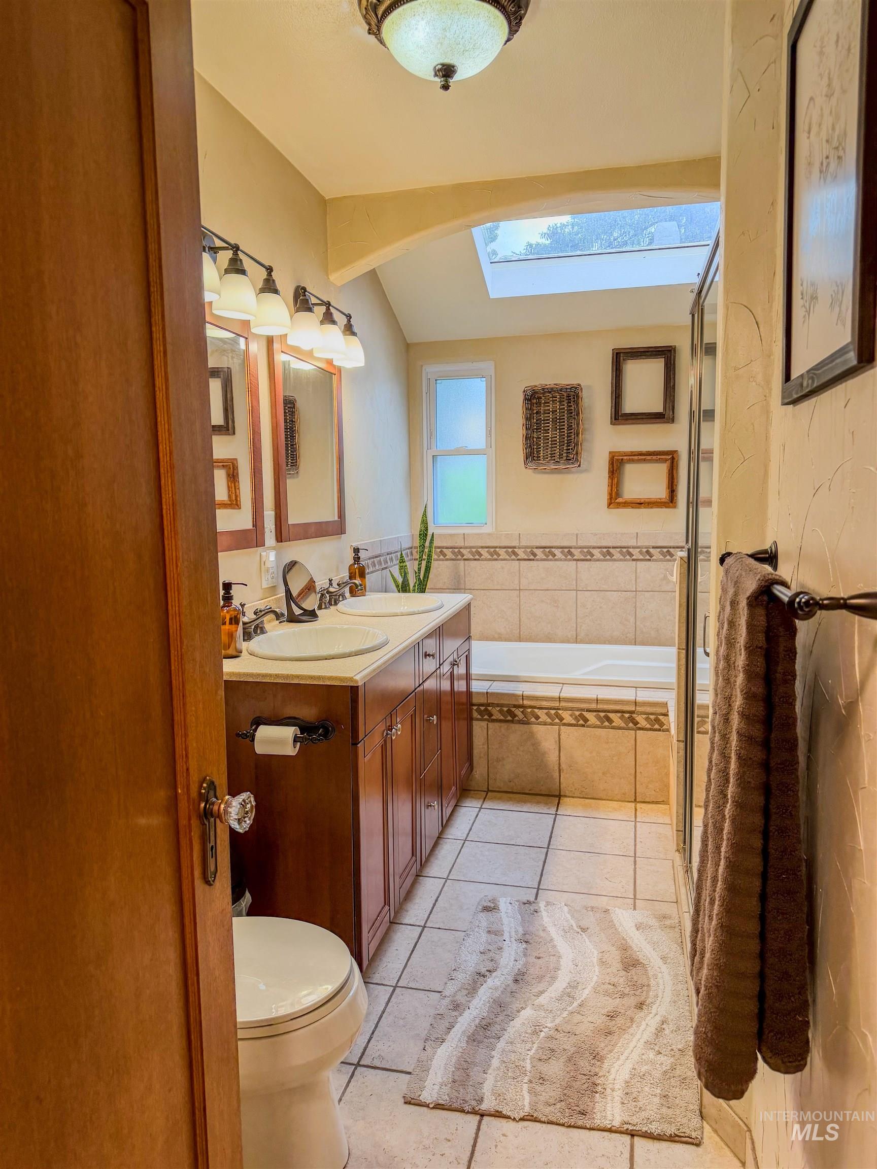 924 W 1st Street, Weiser, Idaho 83672, 3 Bedrooms, 2 Bathrooms, Residential For Sale, Price $374,000, 98987771