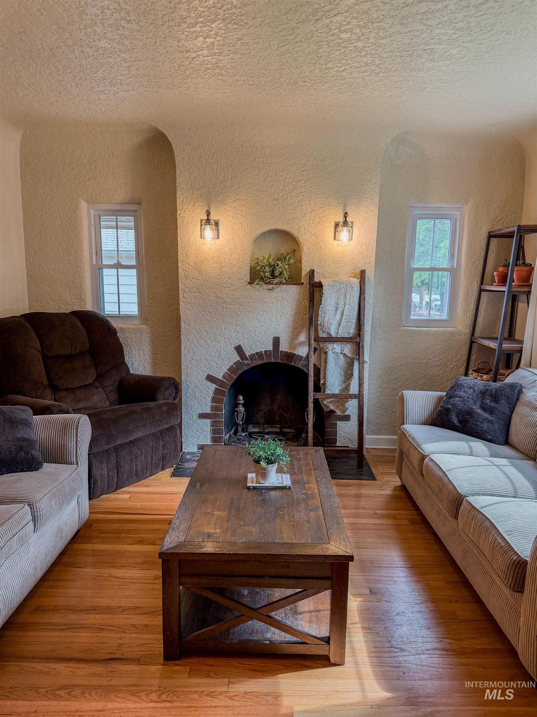 924 W 1st Street, Weiser, Idaho 83672, 3 Bedrooms, 2 Bathrooms, Residential For Sale, Price $374,000, 98987771
