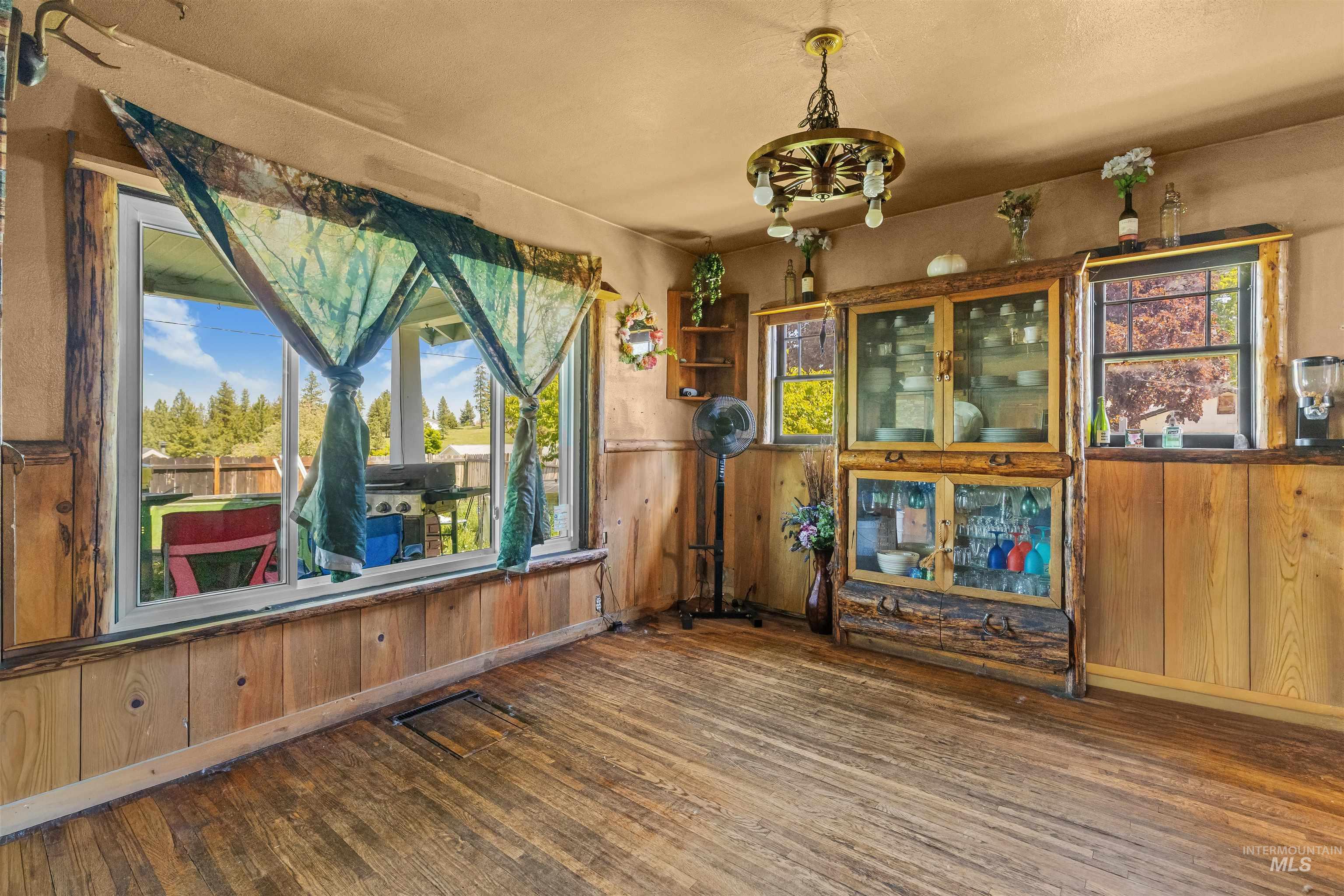454 Mt Idaho Grade Rd, Grangeville, Idaho 83530, 4 Bedrooms, 1 Bathroom, Residential For Sale, Price $374,900, 98987772