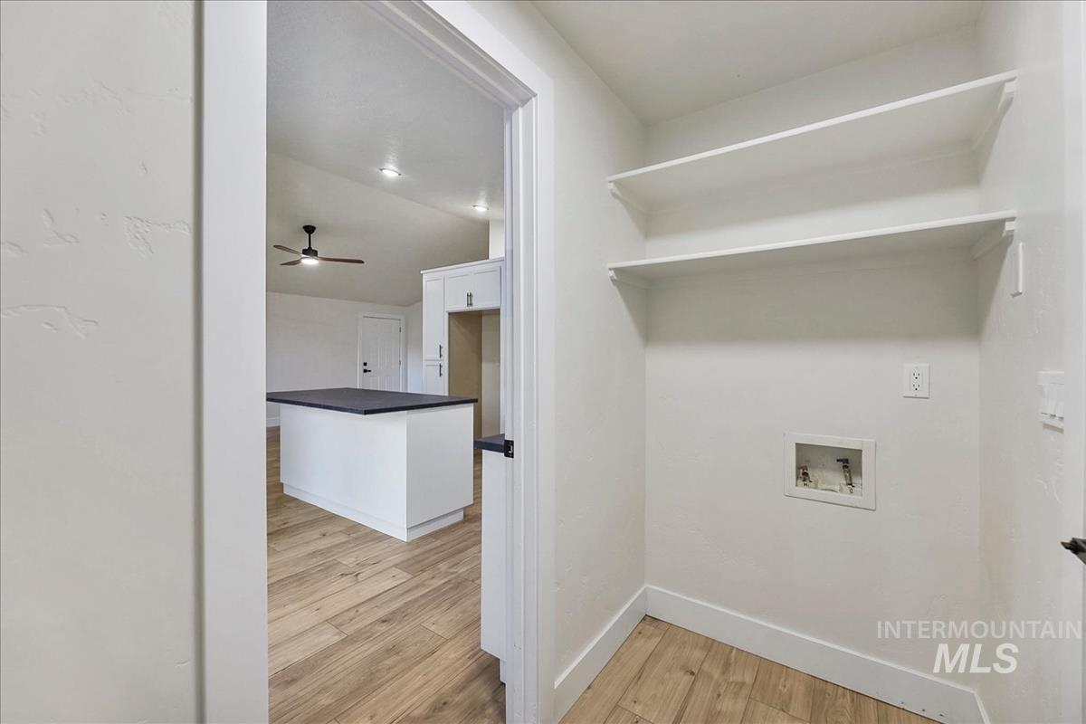 7845 W Gillis St, Boise, Idaho 83714, 3 Bedrooms, 2 Bathrooms, Residential For Sale, Price $489,900, 98987774