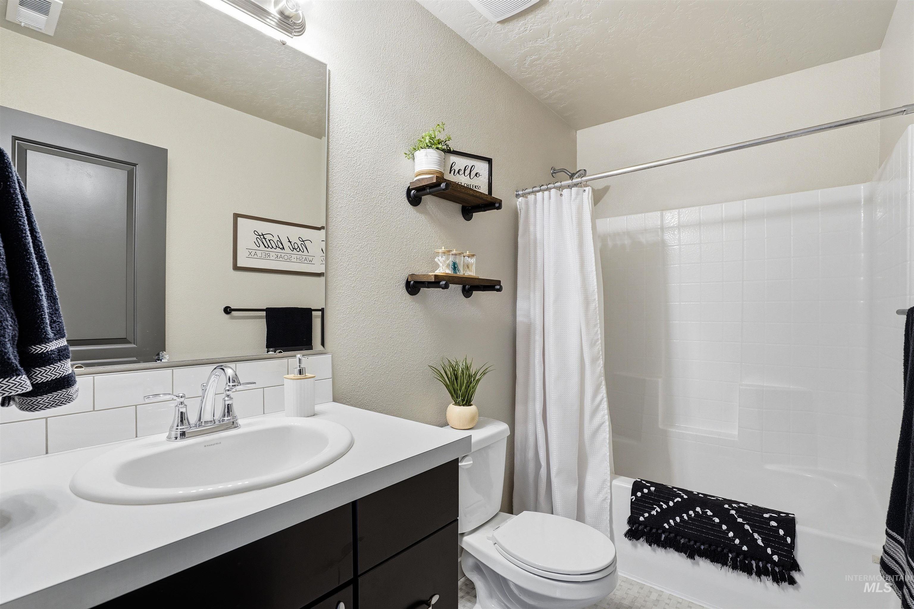 3755 E Hags Head St, Nampa, Idaho 83686, 3 Bedrooms, 2 Bathrooms, Residential For Sale, Price $415,000, 98987783
