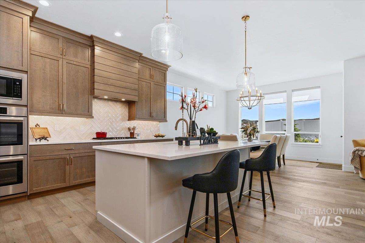 7407 W Diamond Lake Drive, Boise, Idaho 83714, 3 Bedrooms, 2.5 Bathrooms, Residential For Sale, Price $1,025,000, 98987785