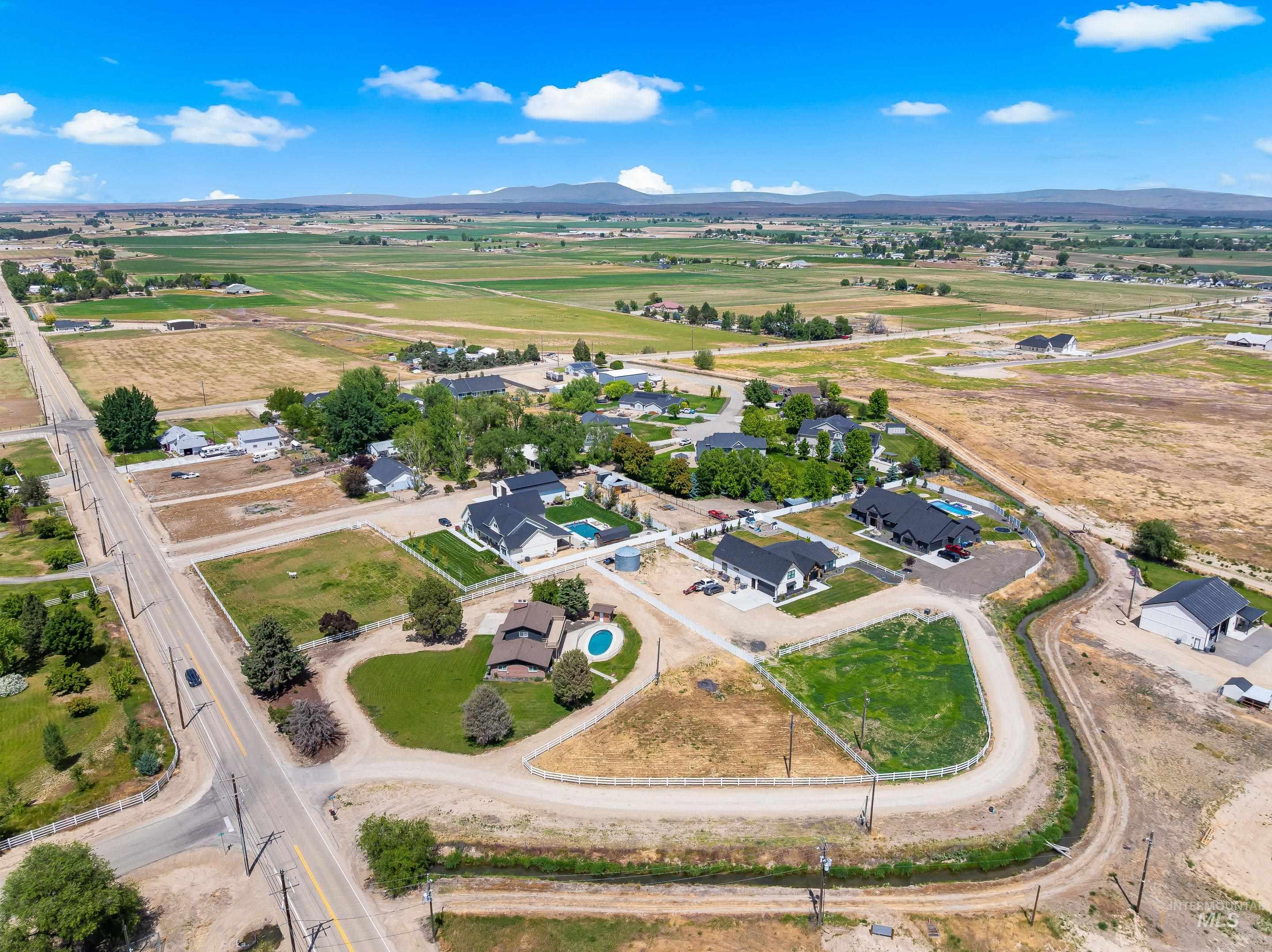 13984 Raptor Lane, Caldwell, Idaho 83607, 4 Bedrooms, 3 Bathrooms, Residential For Sale, Price $635,000, 98987787