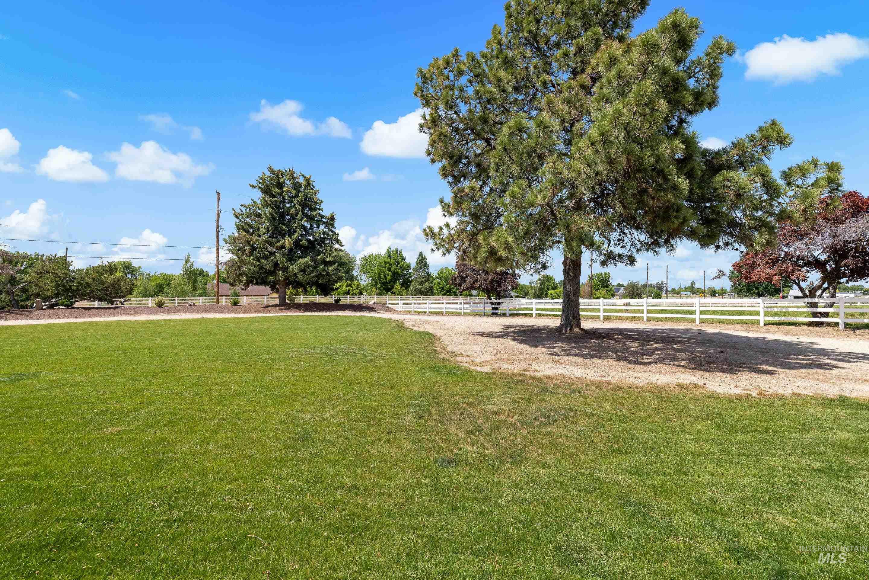 13984 Raptor Lane, Caldwell, Idaho 83607, 4 Bedrooms, 3 Bathrooms, Residential For Sale, Price $635,000, 98987787