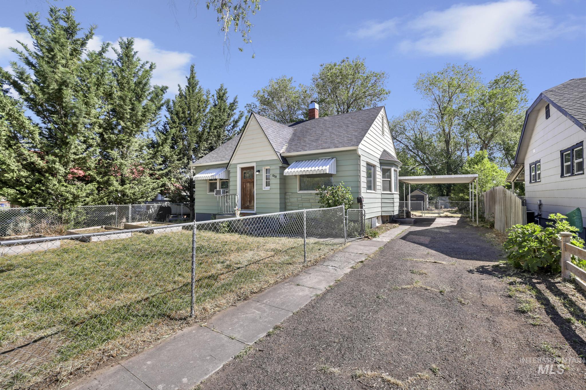 620 4th Ave N, Twin Falls, Idaho 83301, 4 Bedrooms, 1.5 Bathrooms, Residential For Sale, Price $275,000, 98987794