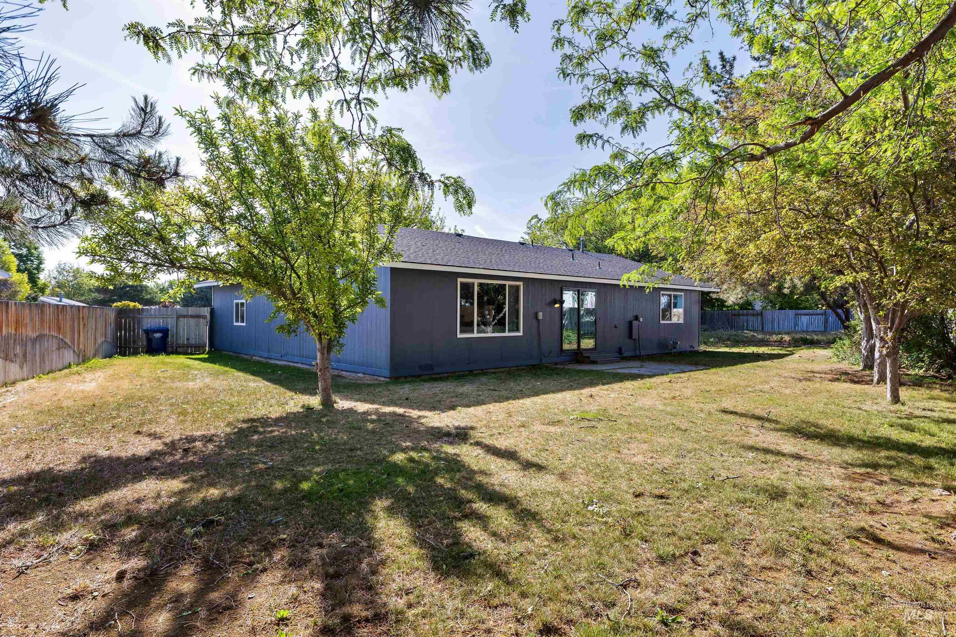 551 Park Meadows Circle, Twin Falls, Idaho 83301, 3 Bedrooms, 2 Bathrooms, Residential For Sale, Price $354,900, 98987800