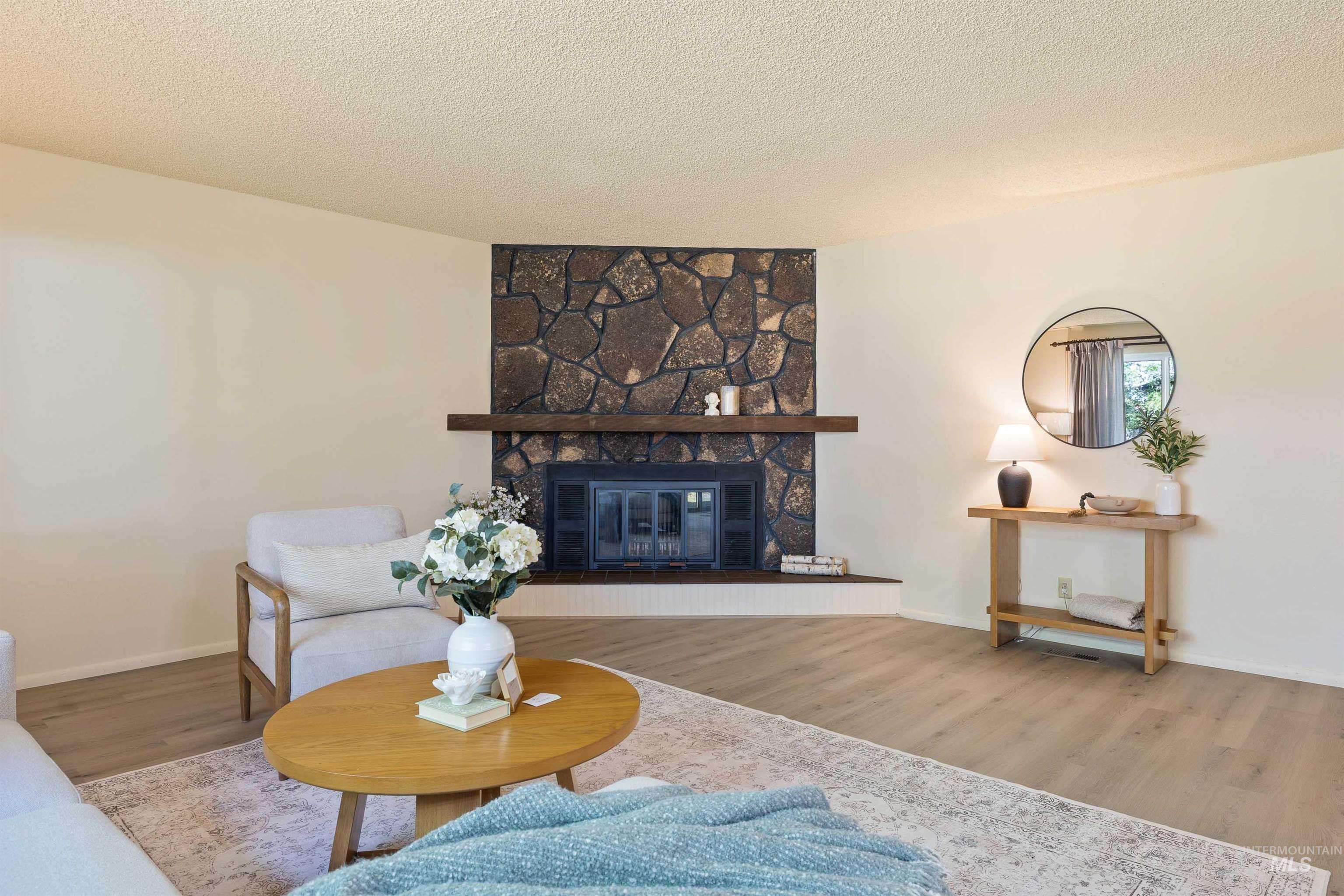 551 Park Meadows Circle, Twin Falls, Idaho 83301, 3 Bedrooms, 2 Bathrooms, Residential For Sale, Price $354,900, 98987800