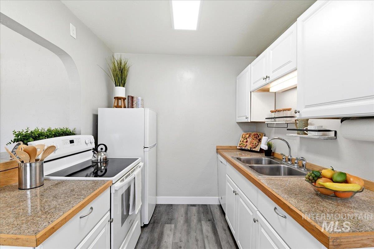 103 S 16th Ave, Caldwell, Idaho 83605, 2 Bedrooms, 1 Bathroom, Residential For Sale, Price $279,900, 98987801