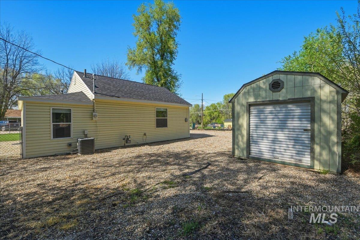 103 S 16th Ave, Caldwell, Idaho 83605, 2 Bedrooms, 1 Bathroom, Residential For Sale, Price $279,900, 98987801