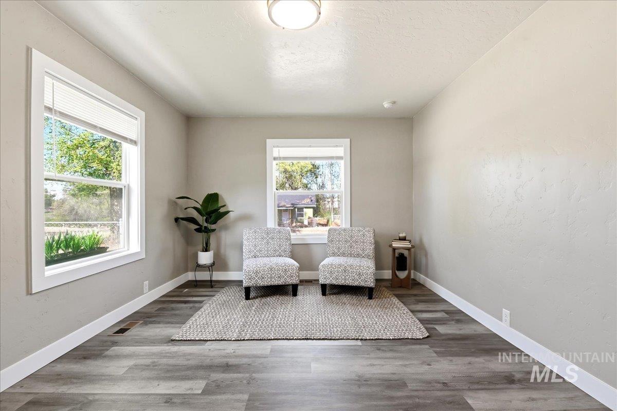 103 S 16th Ave, Caldwell, Idaho 83605, 2 Bedrooms, 1 Bathroom, Residential For Sale, Price $279,900, 98987801