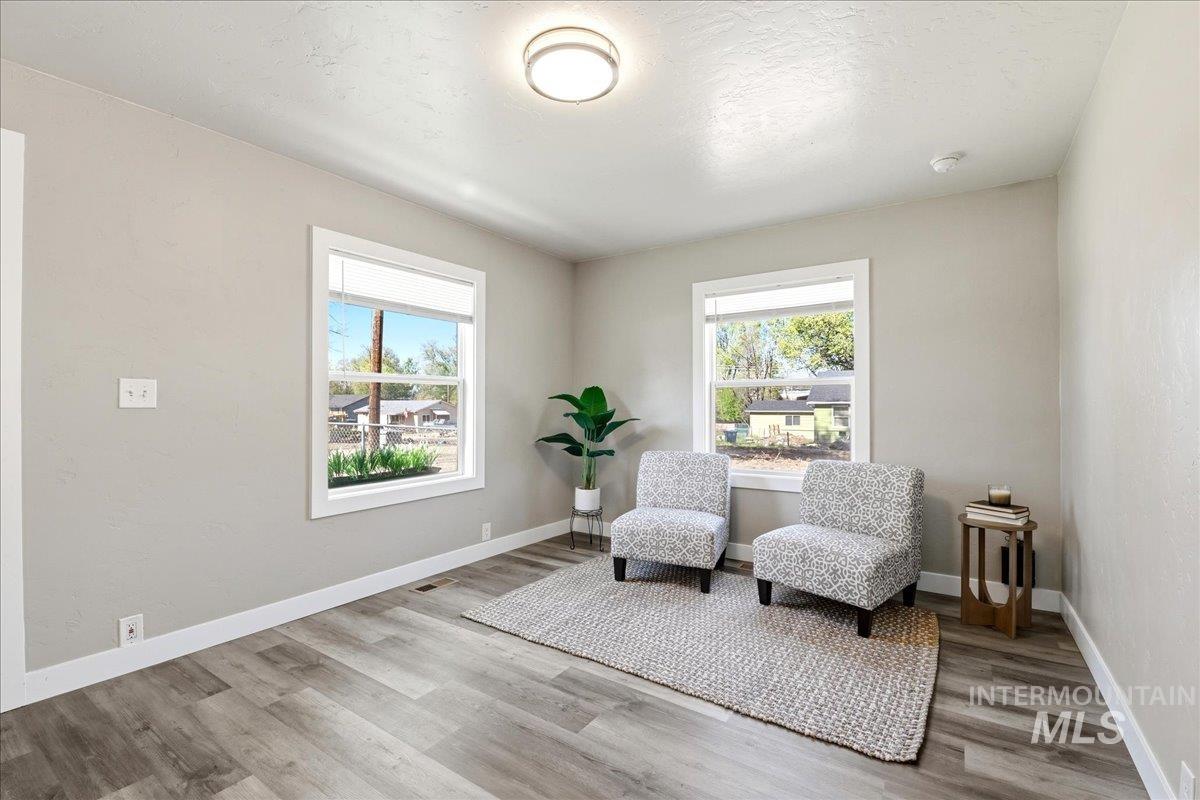 103 S 16th Ave, Caldwell, Idaho 83605, 2 Bedrooms, 1 Bathroom, Residential For Sale, Price $279,900, 98987801