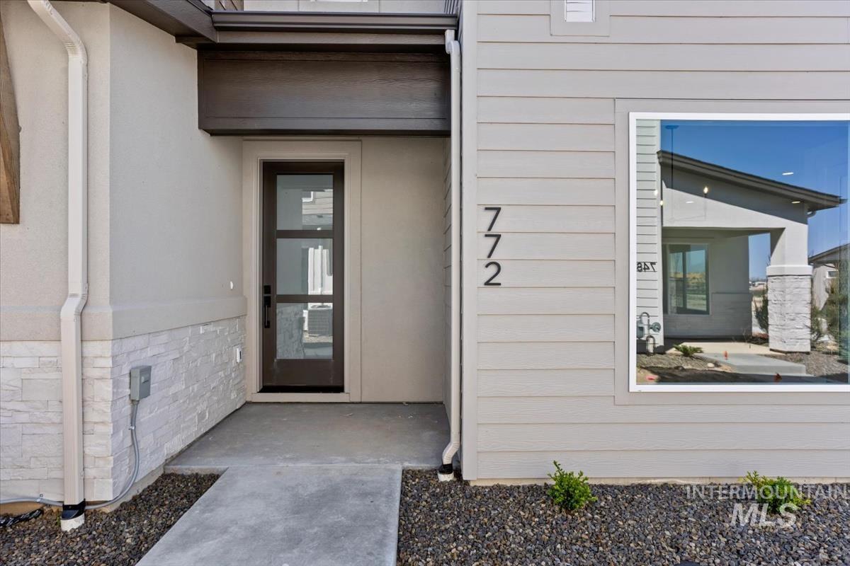 772 S Calhoun Ln., Star, Idaho 83669, 3 Bedrooms, 2.5 Bathrooms, Residential For Sale, Price $378,880,MLS 98987806