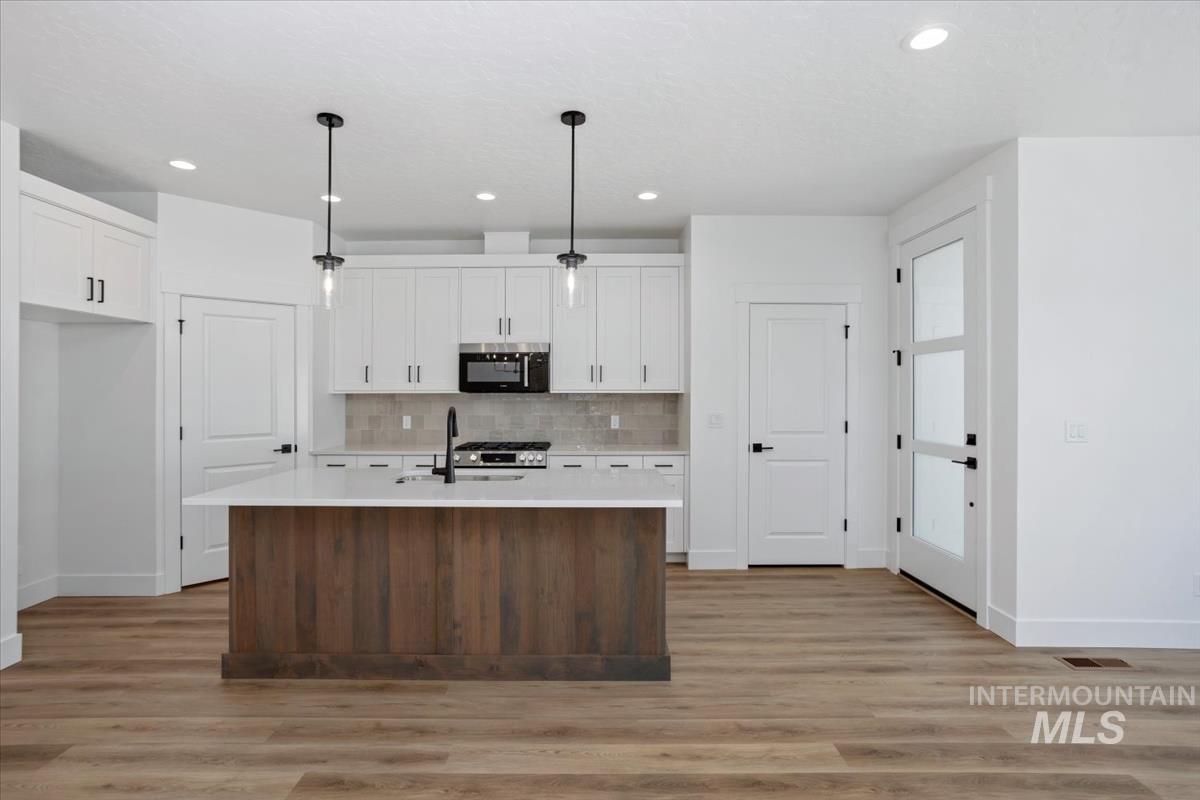772 S Calhoun Ln., Star, Idaho 83669, 3 Bedrooms, 2.5 Bathrooms, Residential For Sale, Price $378,880,MLS 98987806