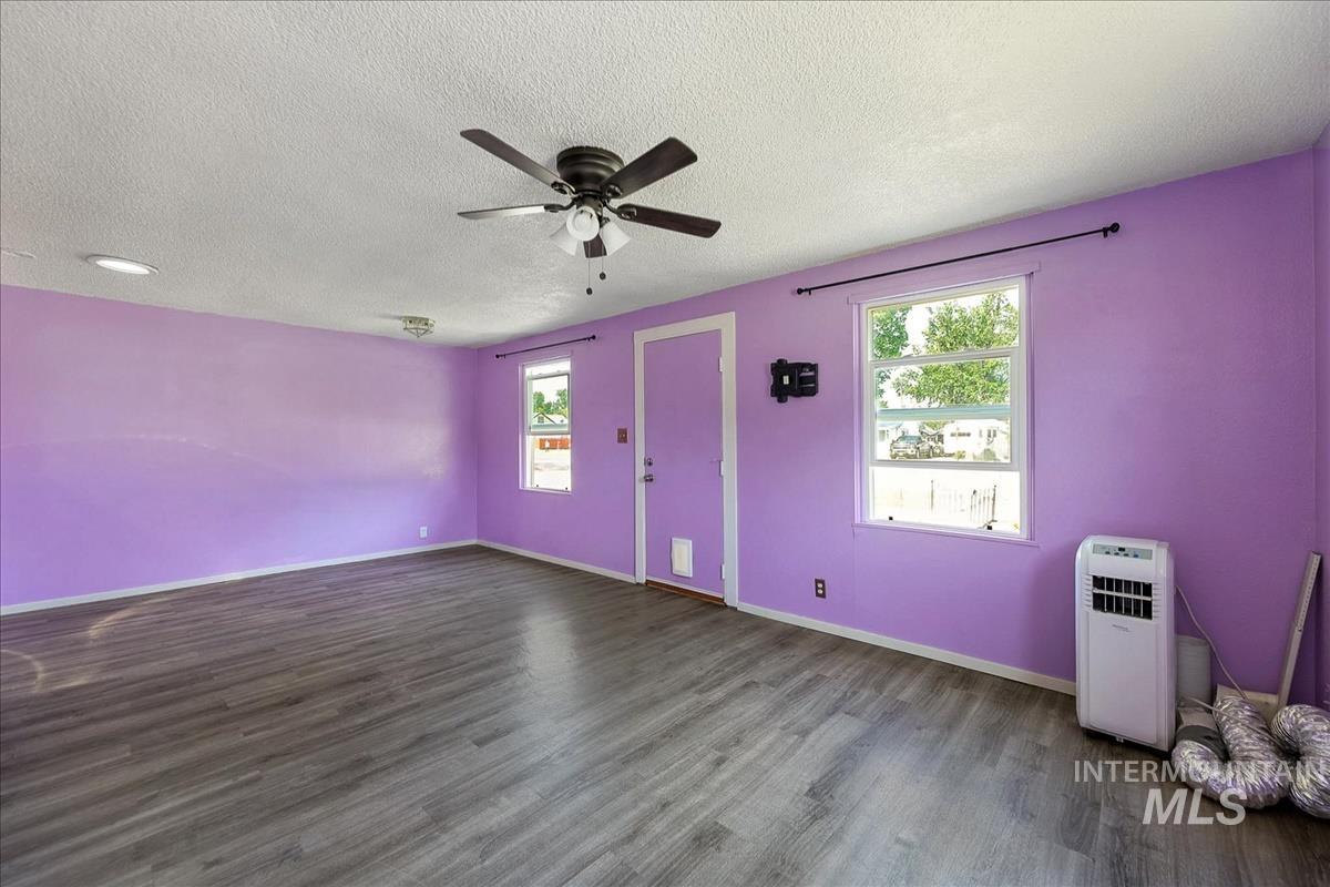 536 N 10th St, Payette, Idaho 83661, 2 Bedrooms, 1 Bathroom, Residential For Sale, Price $229,000, 98987807