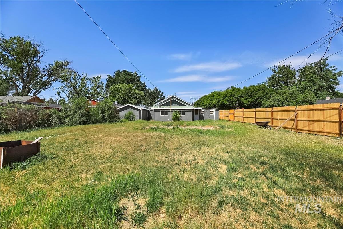 536 N 10th St, Payette, Idaho 83661, 2 Bedrooms, 1 Bathroom, Residential For Sale, Price $229,000, 98987807