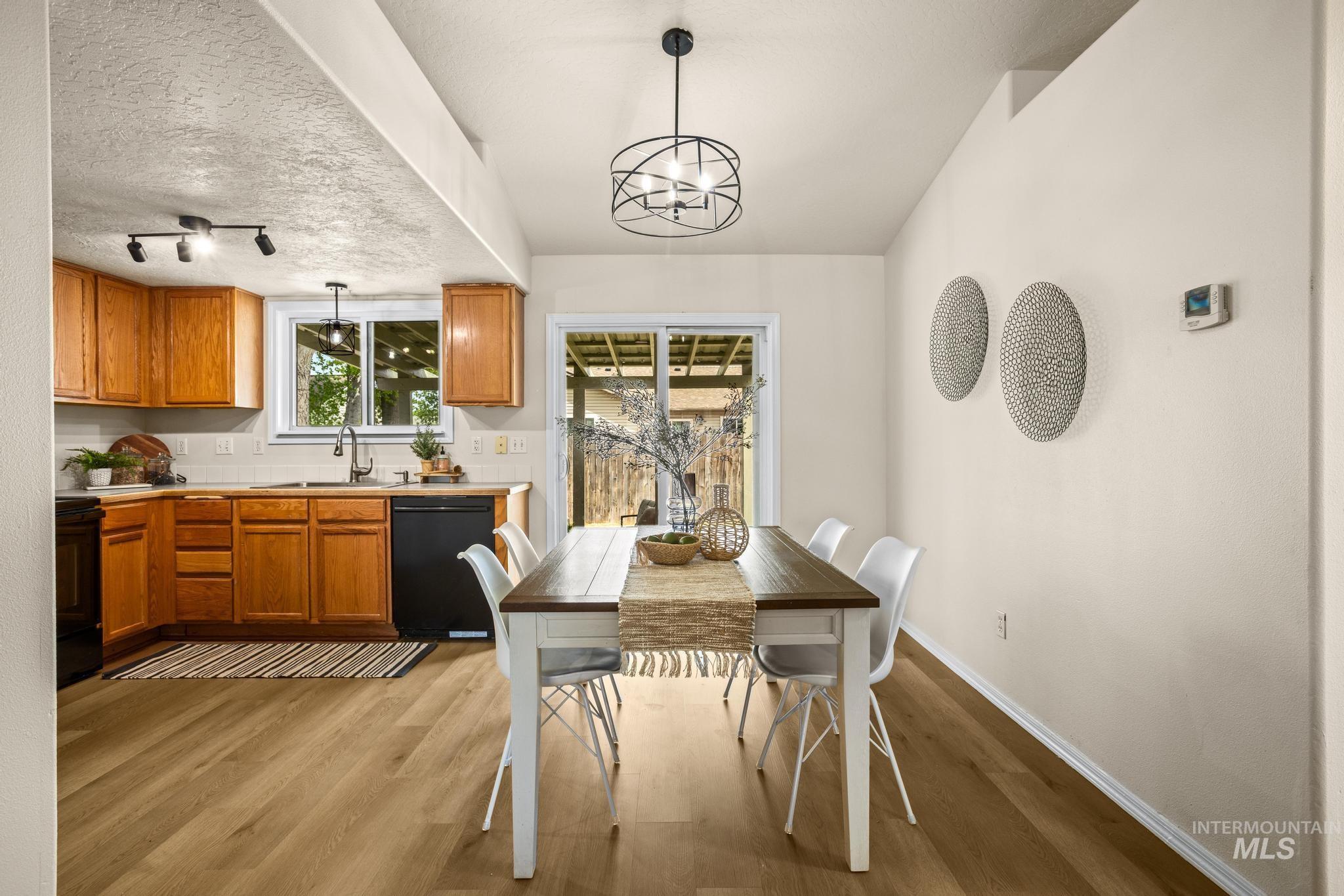 1610 W Hawaii, Nampa, Idaho 83686, 3 Bedrooms, 2 Bathrooms, Residential For Sale, Price $359,900, 98987814