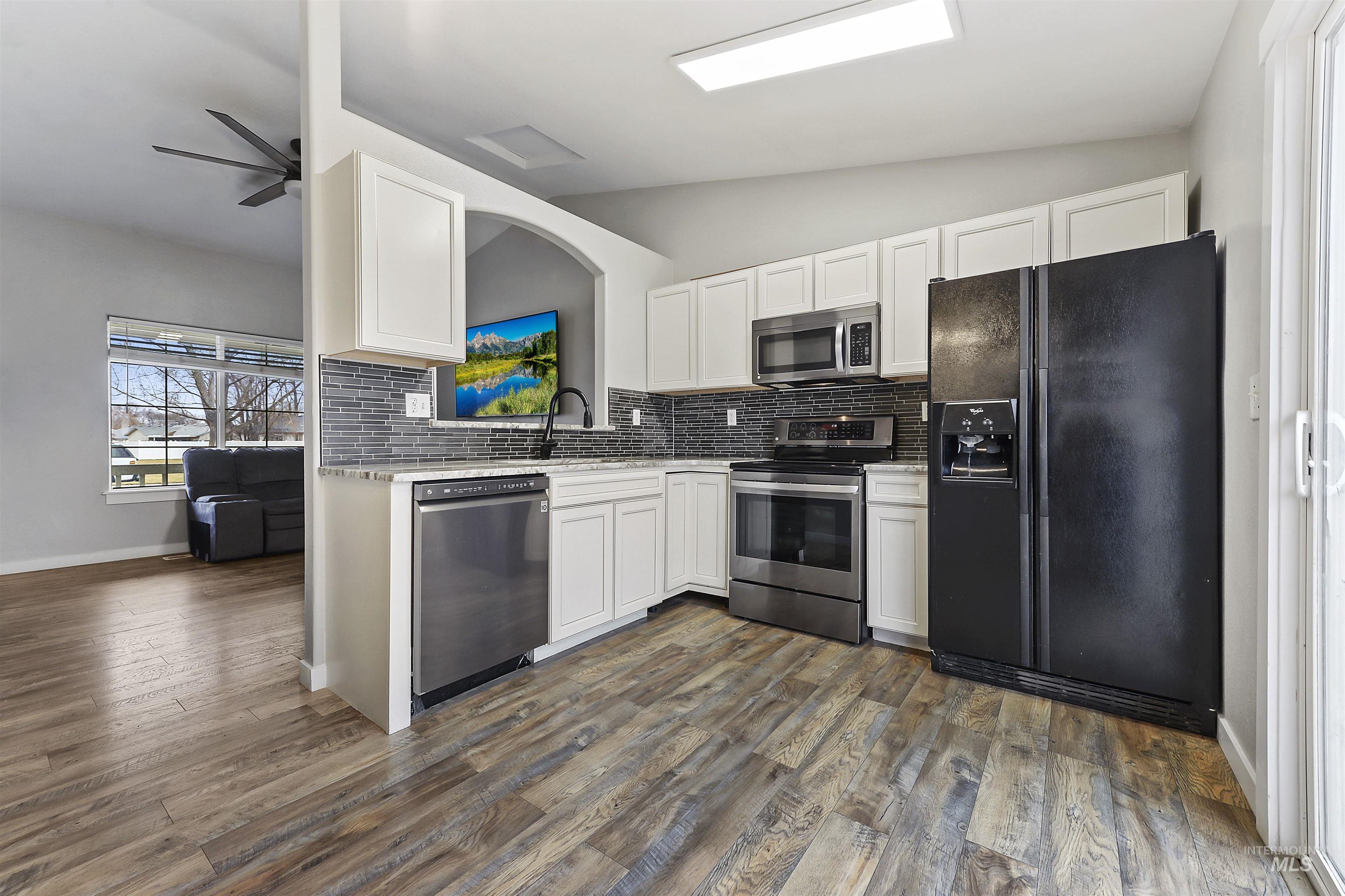1607 W Edwards Ave, Nampa, Idaho 83686, 3 Bedrooms, 2 Bathrooms, Residential For Sale, Price $340,000, 98987817