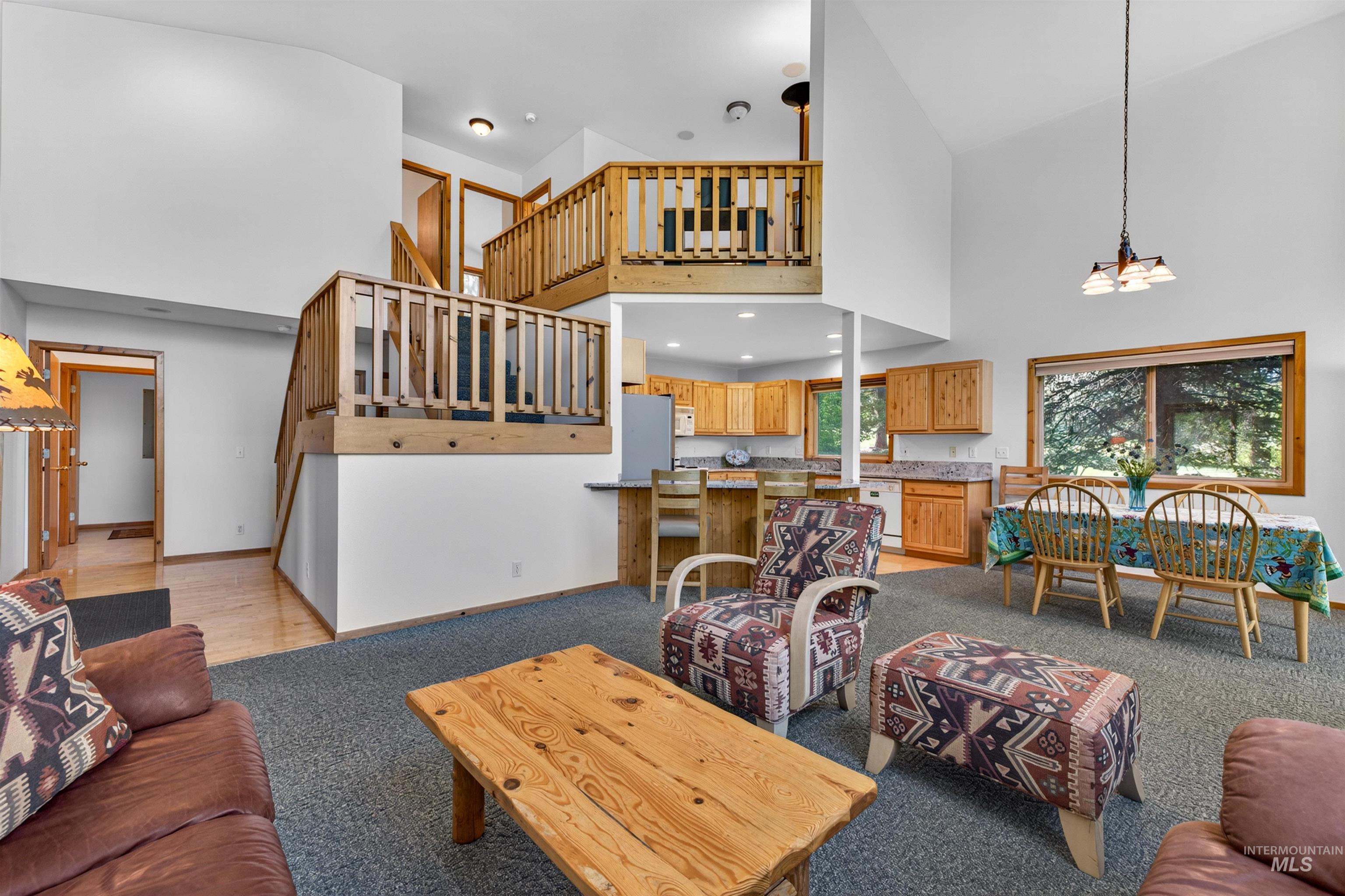 933 Cottage Court, McCall, Idaho 83638, 3 Bedrooms, 3 Bathrooms, Residential For Sale, Price $869,000, 98987818