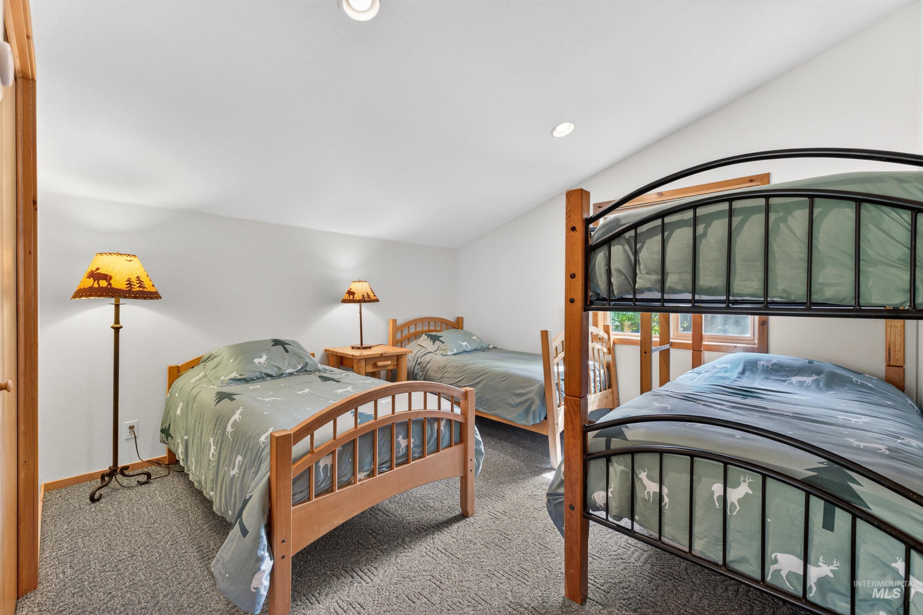 933 Cottage Court, McCall, Idaho 83638, 3 Bedrooms, 3 Bathrooms, Residential For Sale, Price $869,000, 98987818