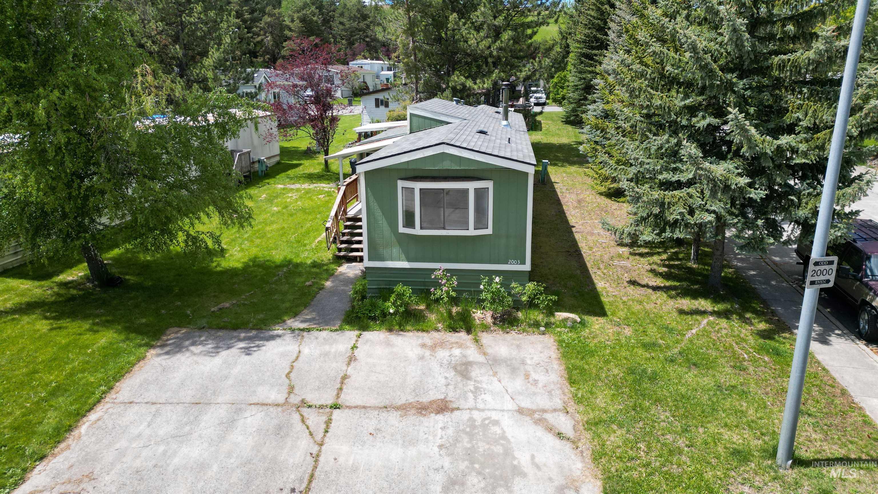 609 N Almon, Moscow, Idaho 83843, 3 Bedrooms, 2 Bathrooms, Residential For Sale, Price $62,000, 98987822
