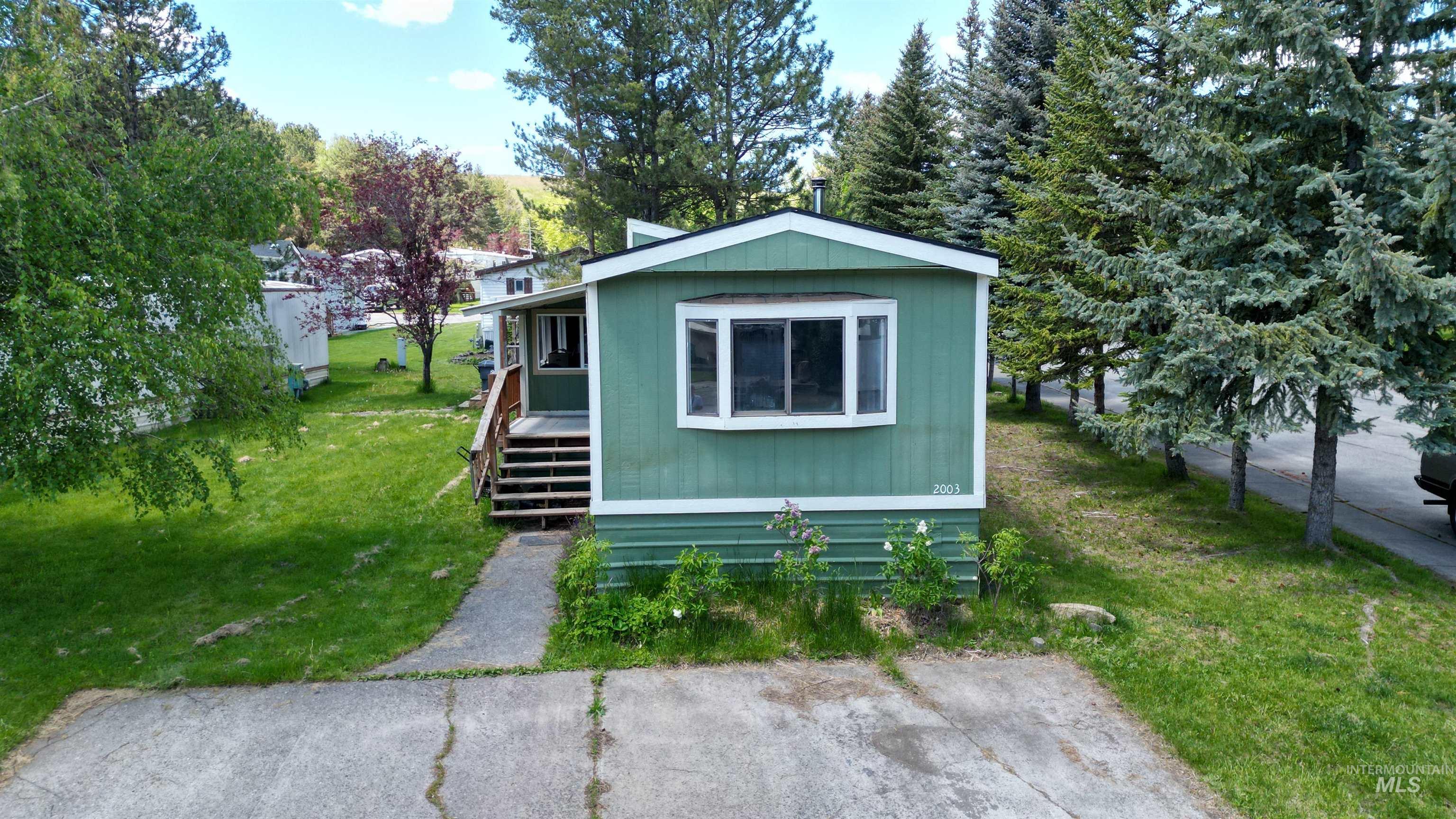 609 N Almon, Moscow, Idaho 83843, 3 Bedrooms, 2 Bathrooms, Residential For Sale, Price $62,000, 98987822