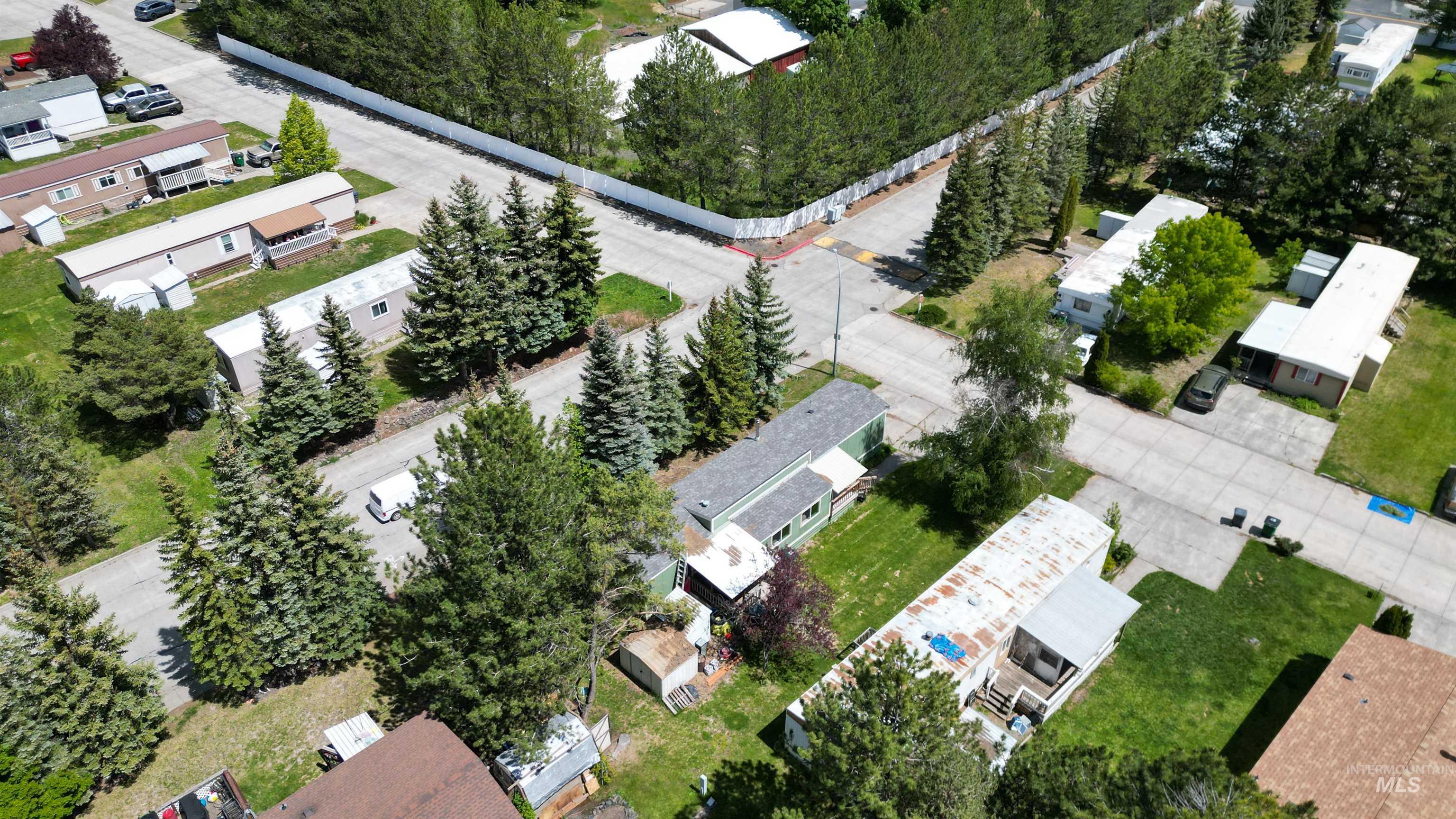 609 N Almon, Moscow, Idaho 83843, 3 Bedrooms, 2 Bathrooms, Residential For Sale, Price $62,000, 98987822