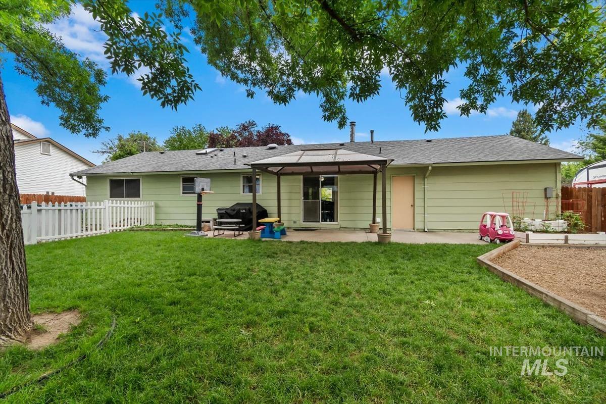 12123 W Alfred St., Boise, Idaho 83713, 3 Bedrooms, 2 Bathrooms, Residential For Sale, Price $399,000,MLS 98987830