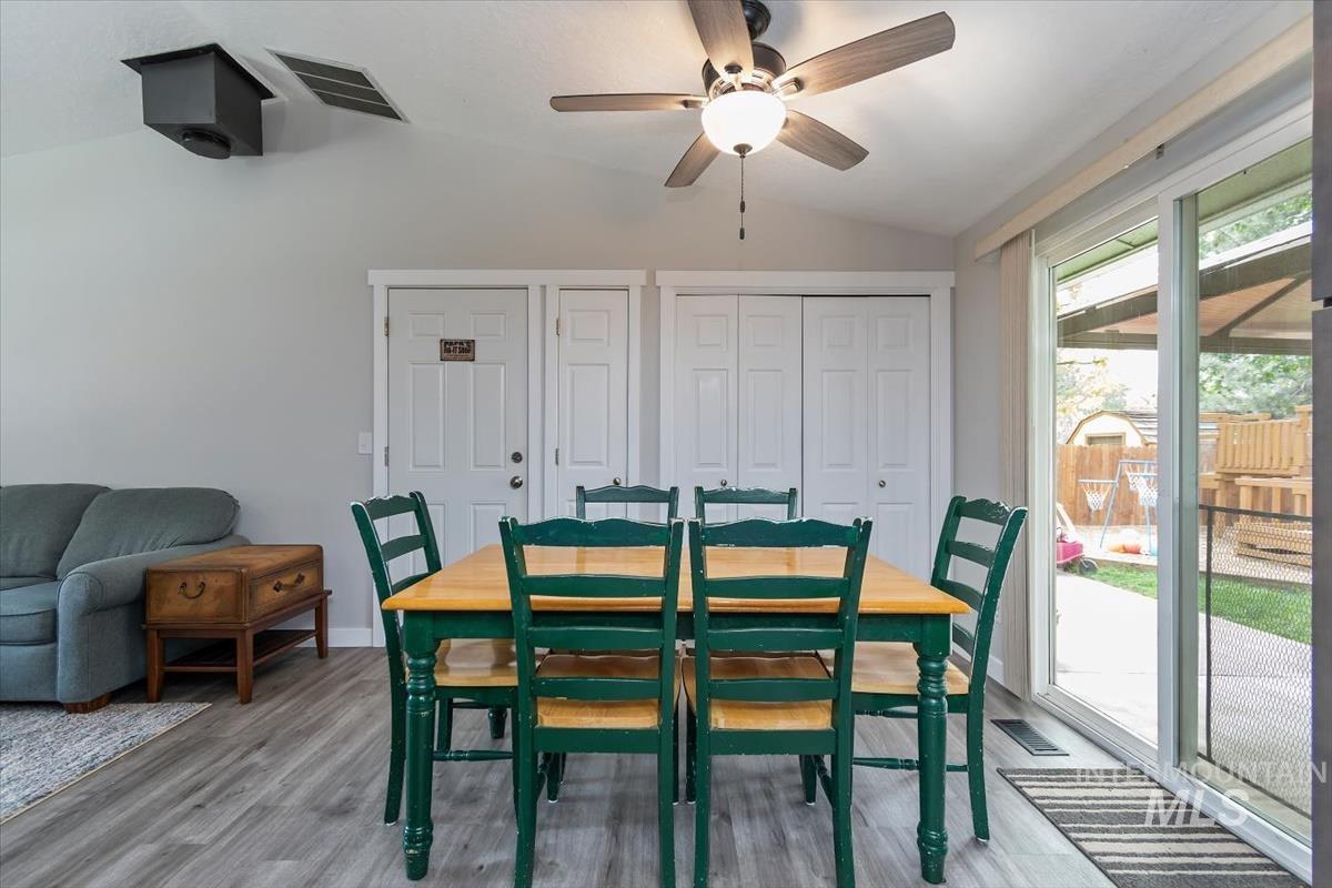 12123 W Alfred St., Boise, Idaho 83713, 3 Bedrooms, 2 Bathrooms, Residential For Sale, Price $399,000,MLS 98987830