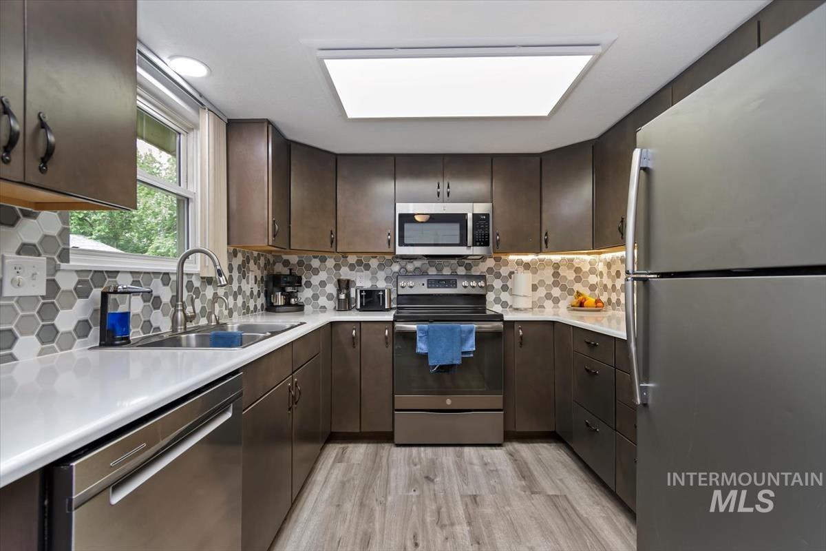12123 W Alfred St., Boise, Idaho 83713, 3 Bedrooms, 2 Bathrooms, Residential For Sale, Price $399,000,MLS 98987830