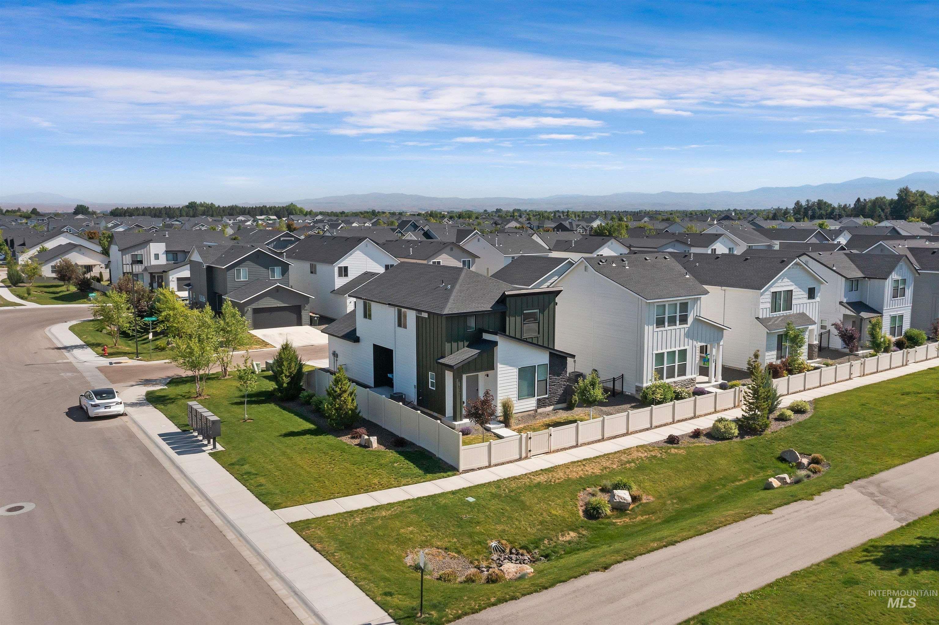 5117 W Marysville St, Meridian, Idaho 83646-7612, 3 Bedrooms, 2.5 Bathrooms, Residential For Sale, Price $424,000, 98987832