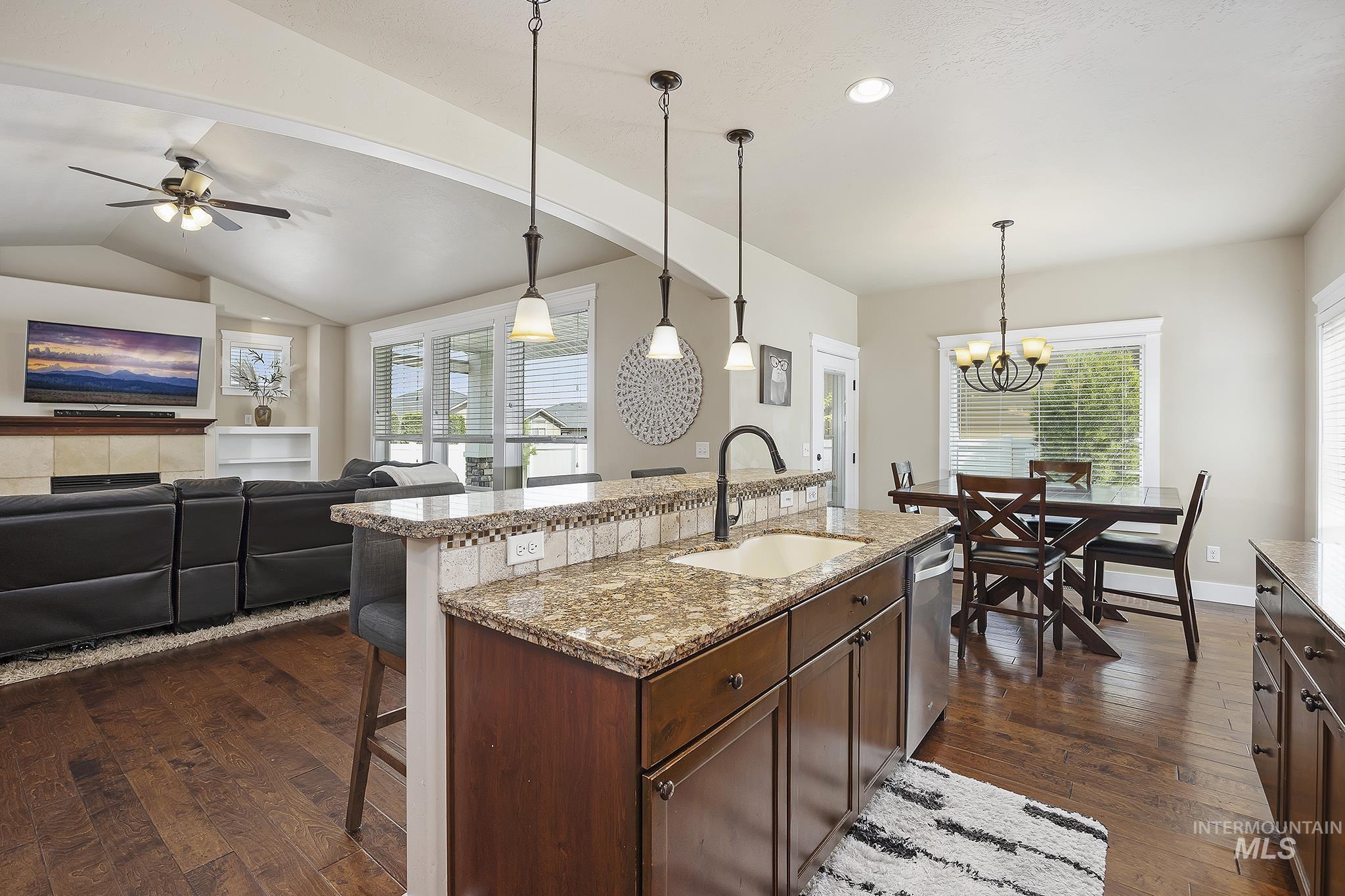 952 White Birch Ave, Twin Falls, Idaho 83301, 4 Bedrooms, 3 Bathrooms, Residential For Sale, Price $529,900, 98987833