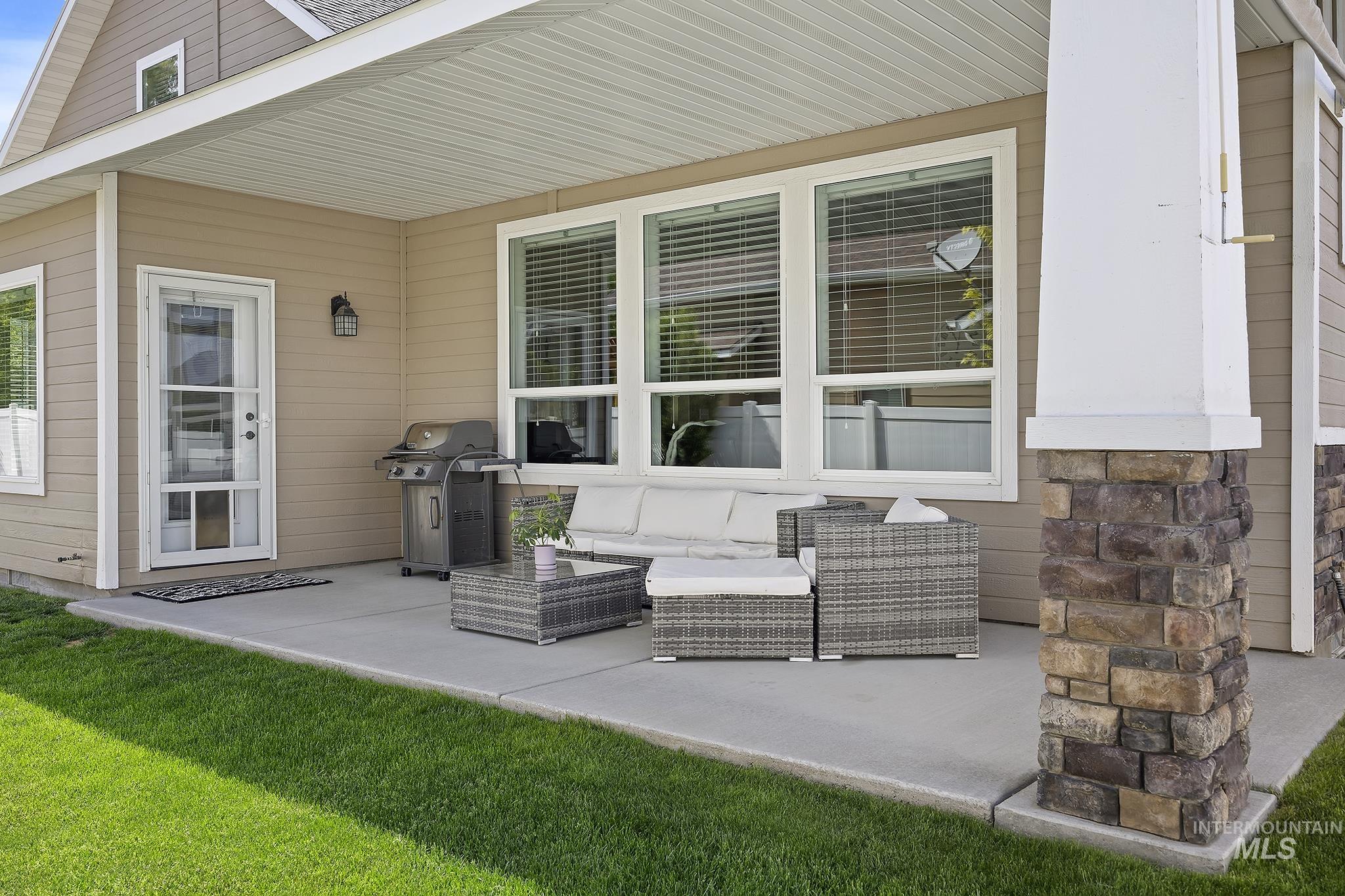 952 White Birch Ave, Twin Falls, Idaho 83301, 4 Bedrooms, 3 Bathrooms, Residential For Sale, Price $529,900, 98987833