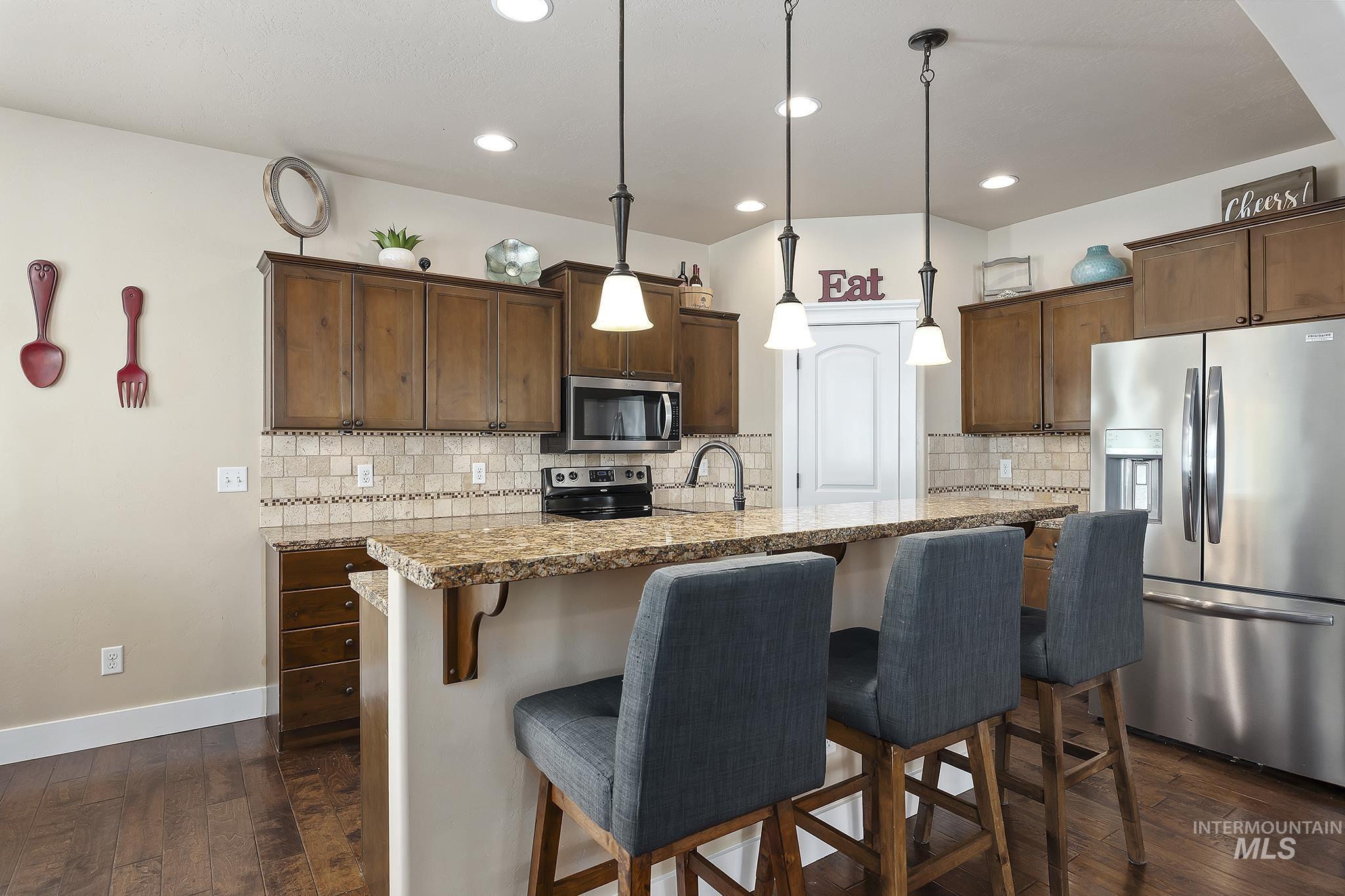 952 White Birch Ave, Twin Falls, Idaho 83301, 4 Bedrooms, 3 Bathrooms, Residential For Sale, Price $529,900, 98987833
