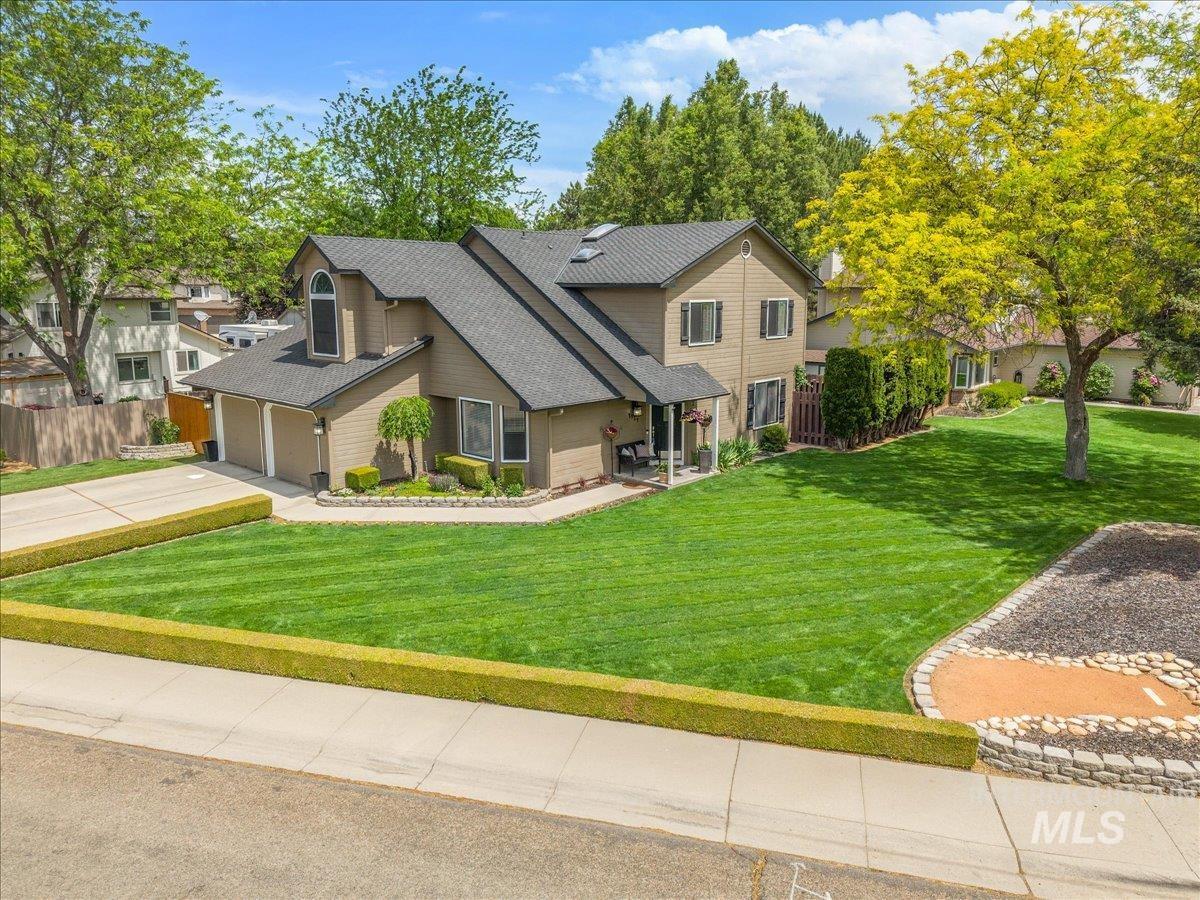 4584 N Marylebone Pl, Boise, Idaho 83713-2451, 5 Bedrooms, 2.5 Bathrooms, Residential For Sale, Price $585,000, 98987841