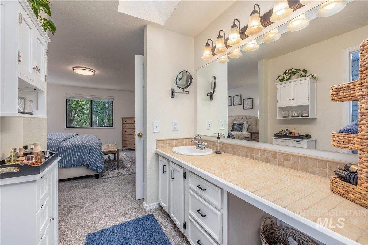 4584 N Marylebone Pl, Boise, Idaho 83713-2451, 5 Bedrooms, 2.5 Bathrooms, Residential For Sale, Price $585,000, 98987841