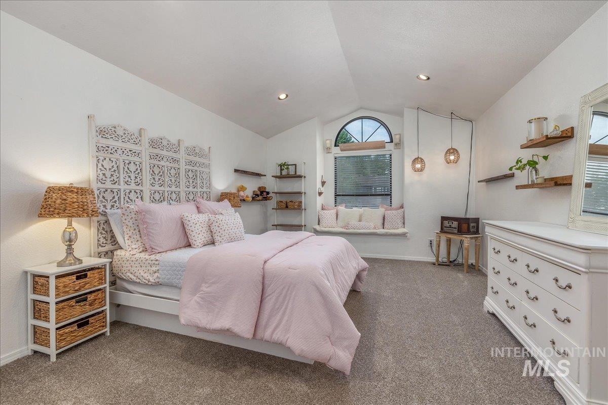 4584 N Marylebone Pl, Boise, Idaho 83713-2451, 5 Bedrooms, 2.5 Bathrooms, Residential For Sale, Price $585,000, 98987841