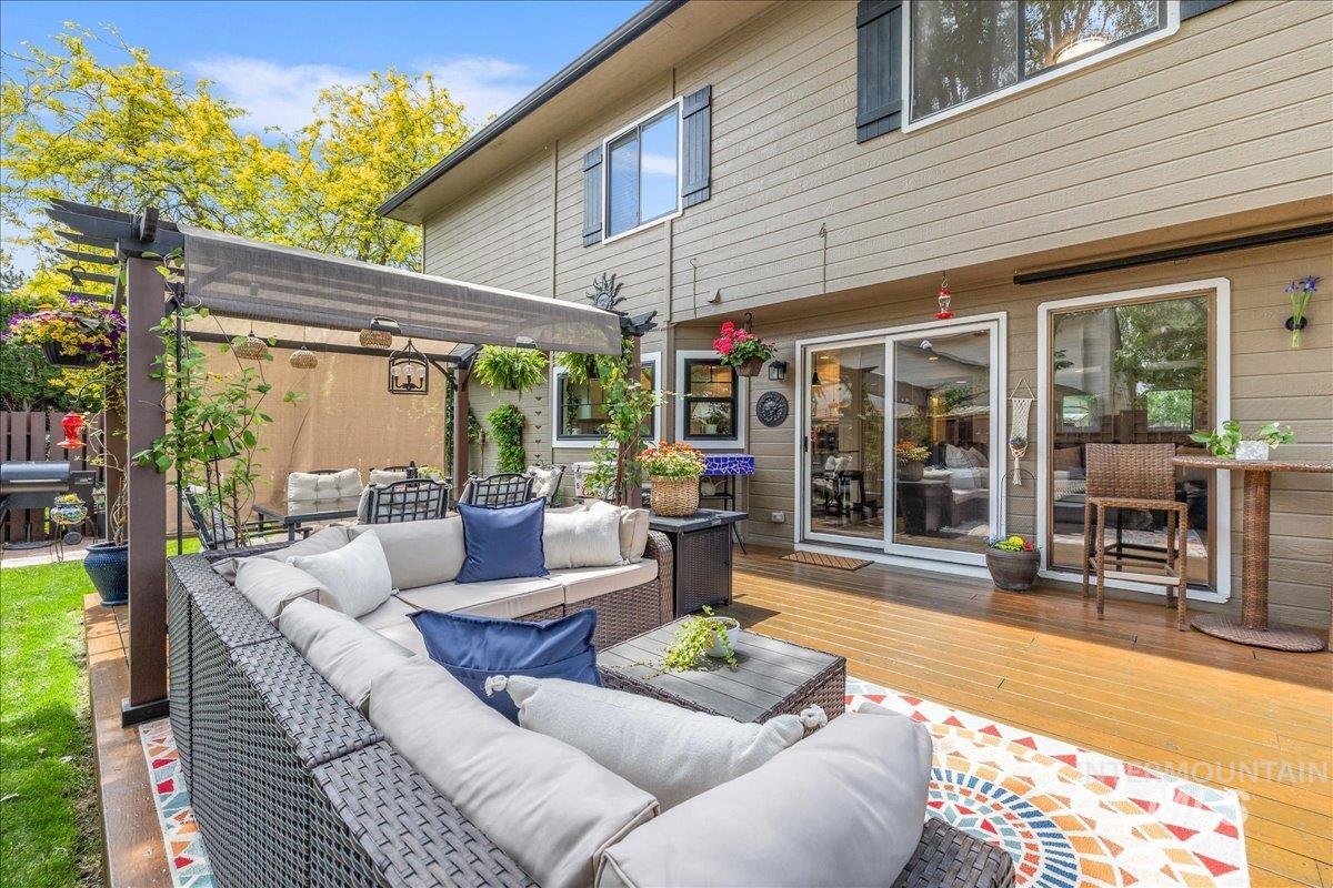 4584 N Marylebone Pl, Boise, Idaho 83713-2451, 5 Bedrooms, 2.5 Bathrooms, Residential For Sale, Price $585,000, 98987841