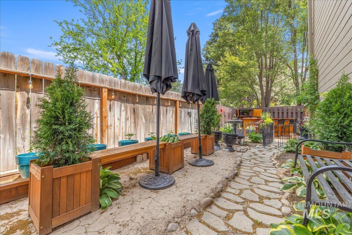 4584 N Marylebone Pl, Boise, Idaho 83713-2451, 5 Bedrooms, 2.5 Bathrooms, Residential For Sale, Price $585,000, 98987841