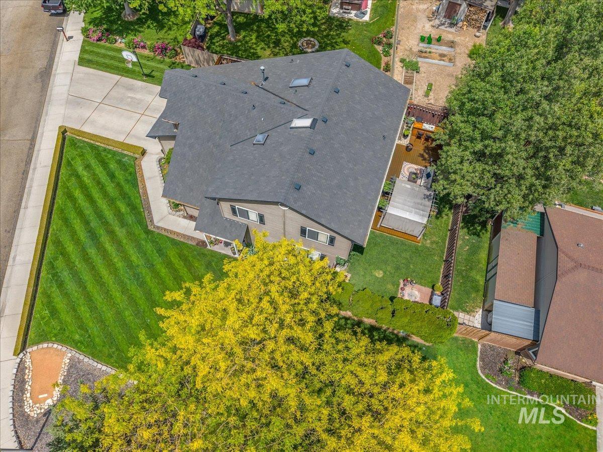 4584 N Marylebone Pl, Boise, Idaho 83713-2451, 5 Bedrooms, 2.5 Bathrooms, Residential For Sale, Price $585,000, 98987841