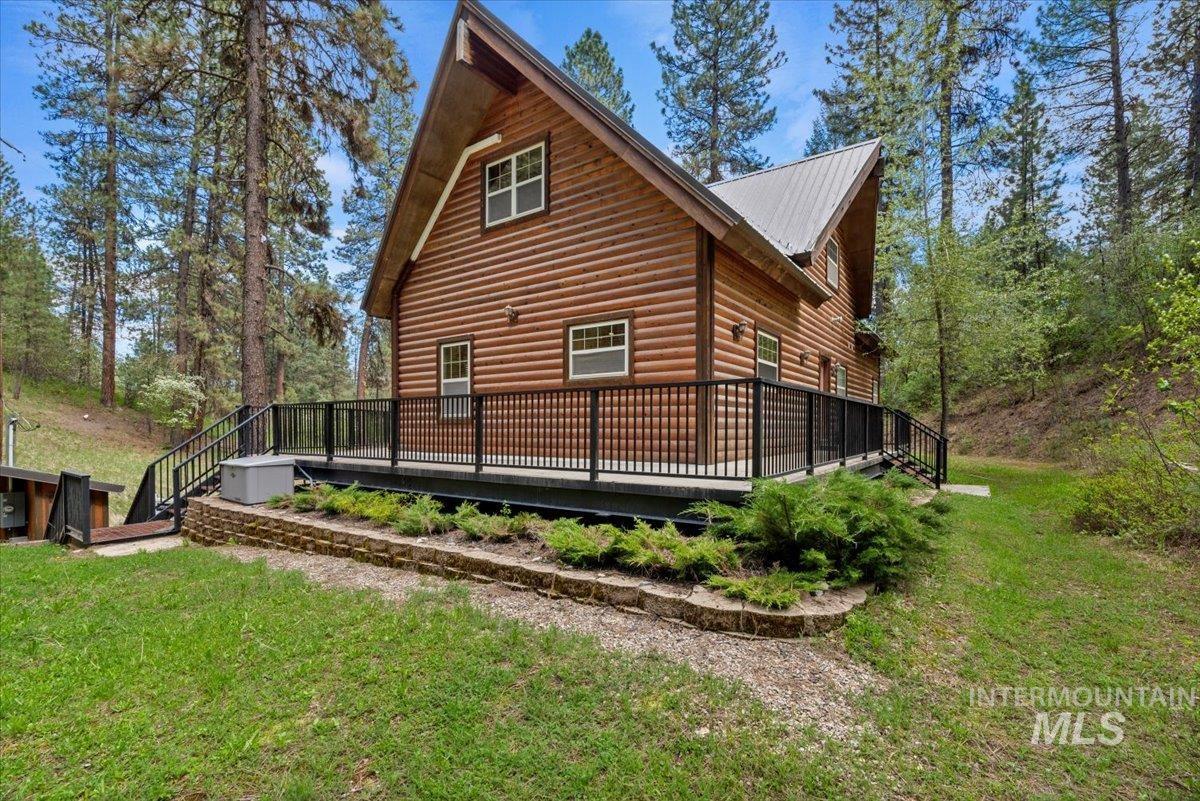 11 Forest Trail, Garden Valley, Idaho 83622, 3 Bedrooms, 3 Bathrooms, Residential For Sale, Price $899,250, 98987850