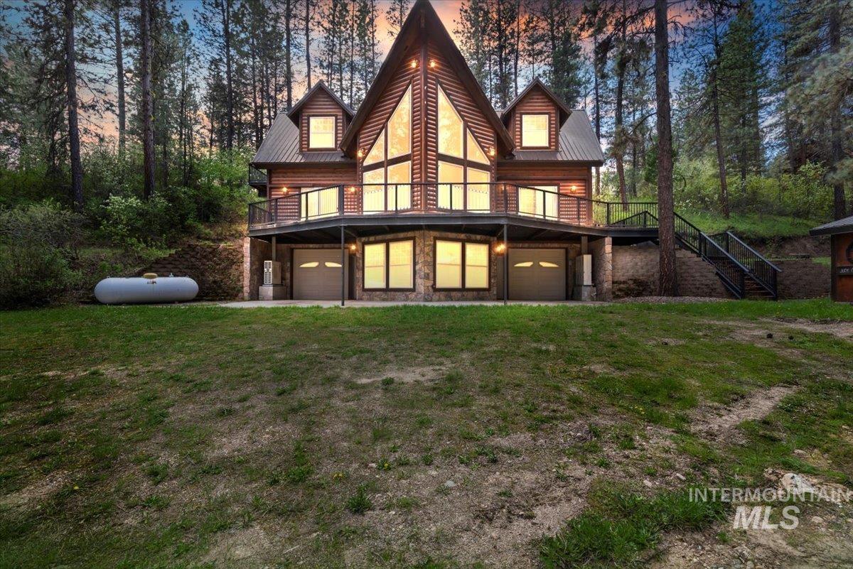 11 Forest Trail, Garden Valley, Idaho 83622, 3 Bedrooms, 3 Bathrooms, Residential For Sale, Price $899,250, 98987850