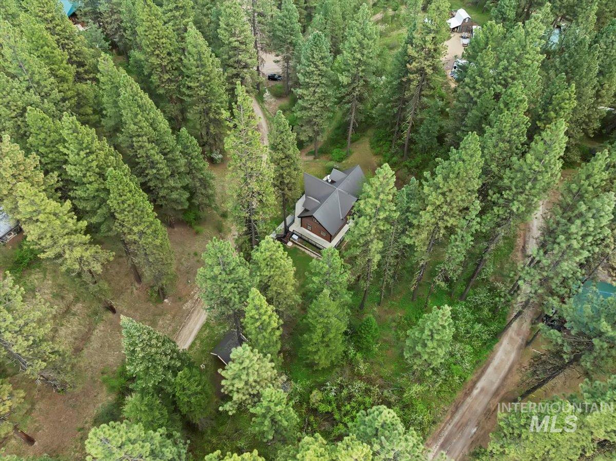 11 Forest Trail, Garden Valley, Idaho 83622, 3 Bedrooms, 3 Bathrooms, Residential For Sale, Price $899,250, 98987850