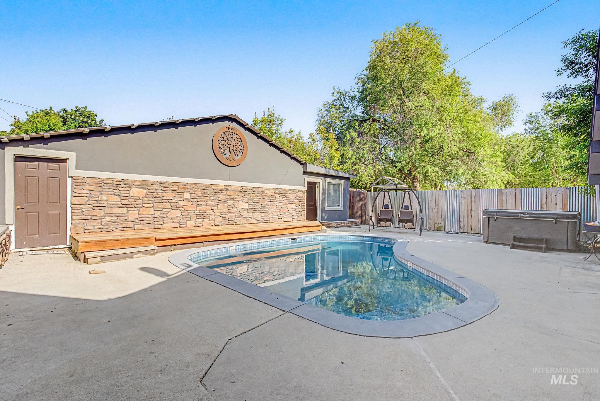 2307 College Ave, Caldwell, Idaho 83605, 7 Bedrooms, 5 Bathrooms, Residential For Sale, Price $799,000, 98987851