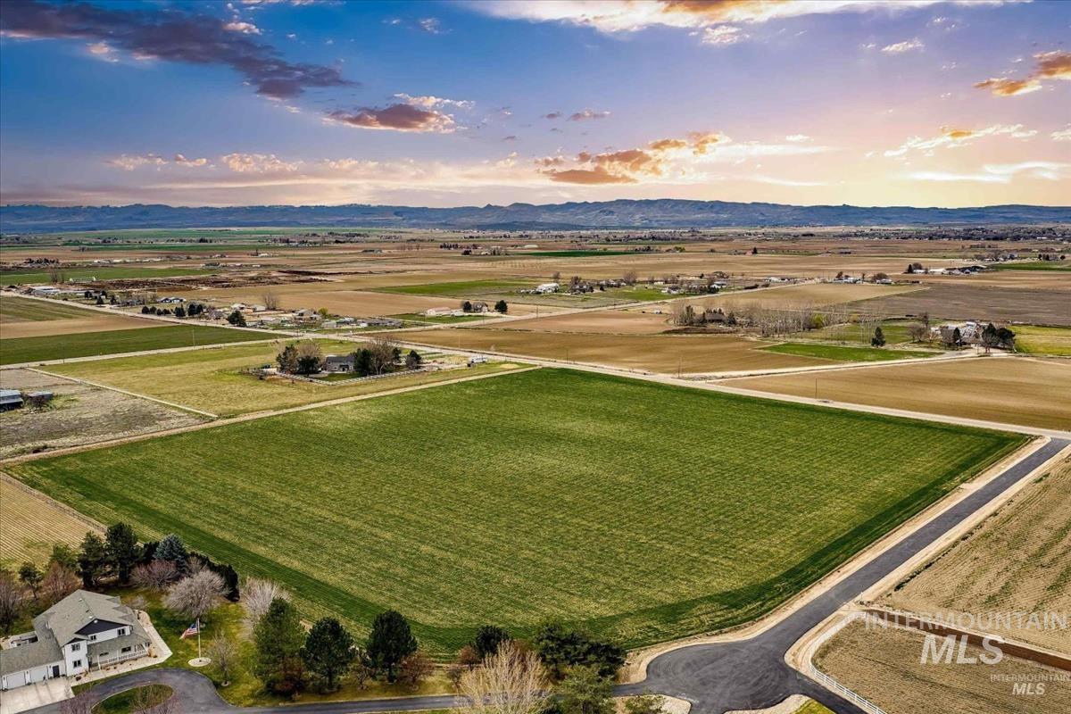 000 W Foxy Lane, Kuna, Idaho 83634, Land For Sale, Price $1,099,900, 98987854