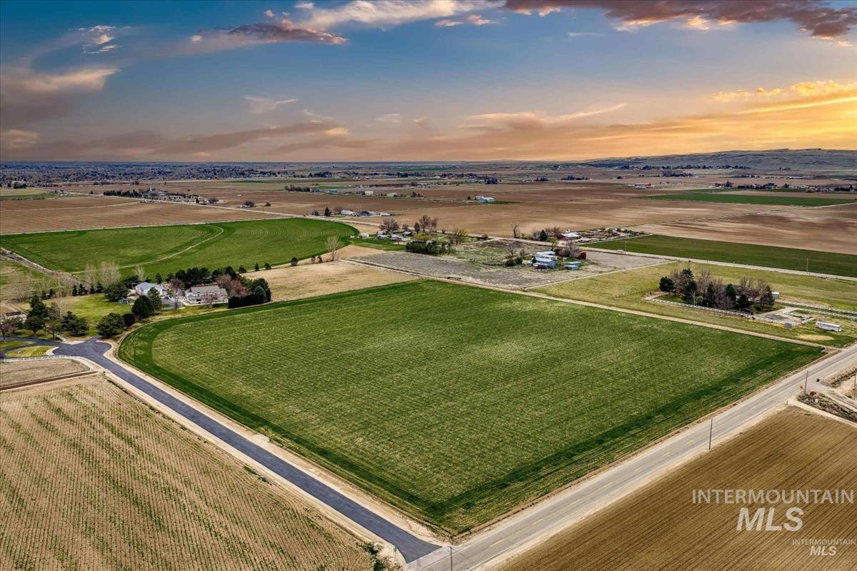 000 W Foxy Lane, Kuna, Idaho 83634, Land For Sale, Price $1,099,900,MLS 98987854