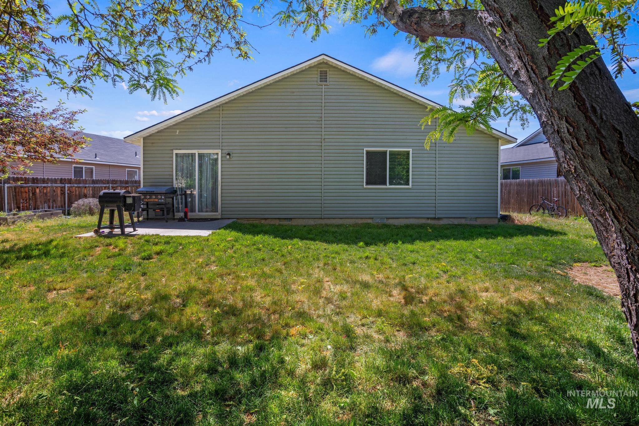 2719 Rowland Ct, Nampa, Idaho 83607, 3 Bedrooms, 2 Bathrooms, Residential For Sale, Price $350,000,MLS 98987855