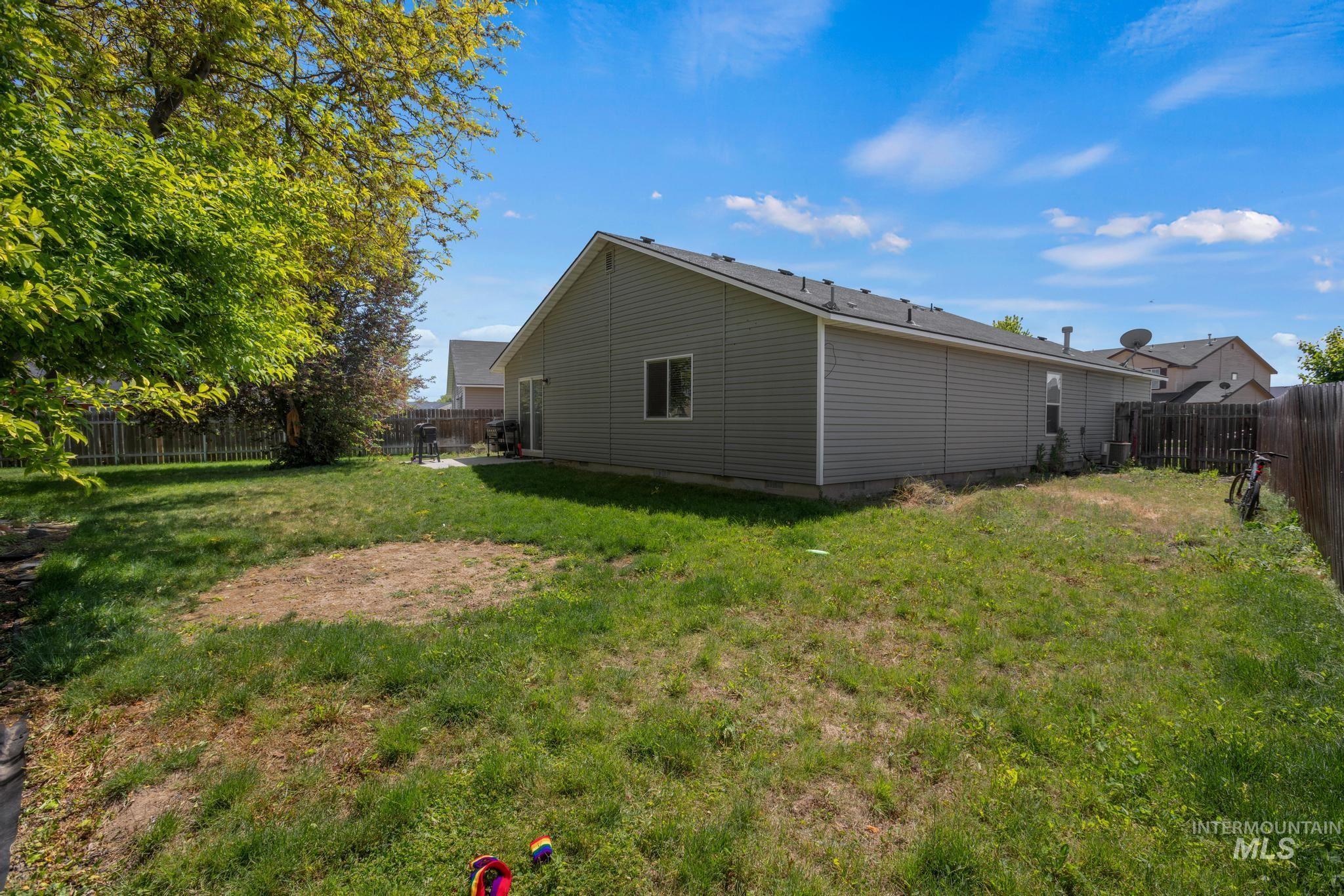 2719 Rowland Ct, Nampa, Idaho 83607, 3 Bedrooms, 2 Bathrooms, Residential For Sale, Price $350,000,MLS 98987855