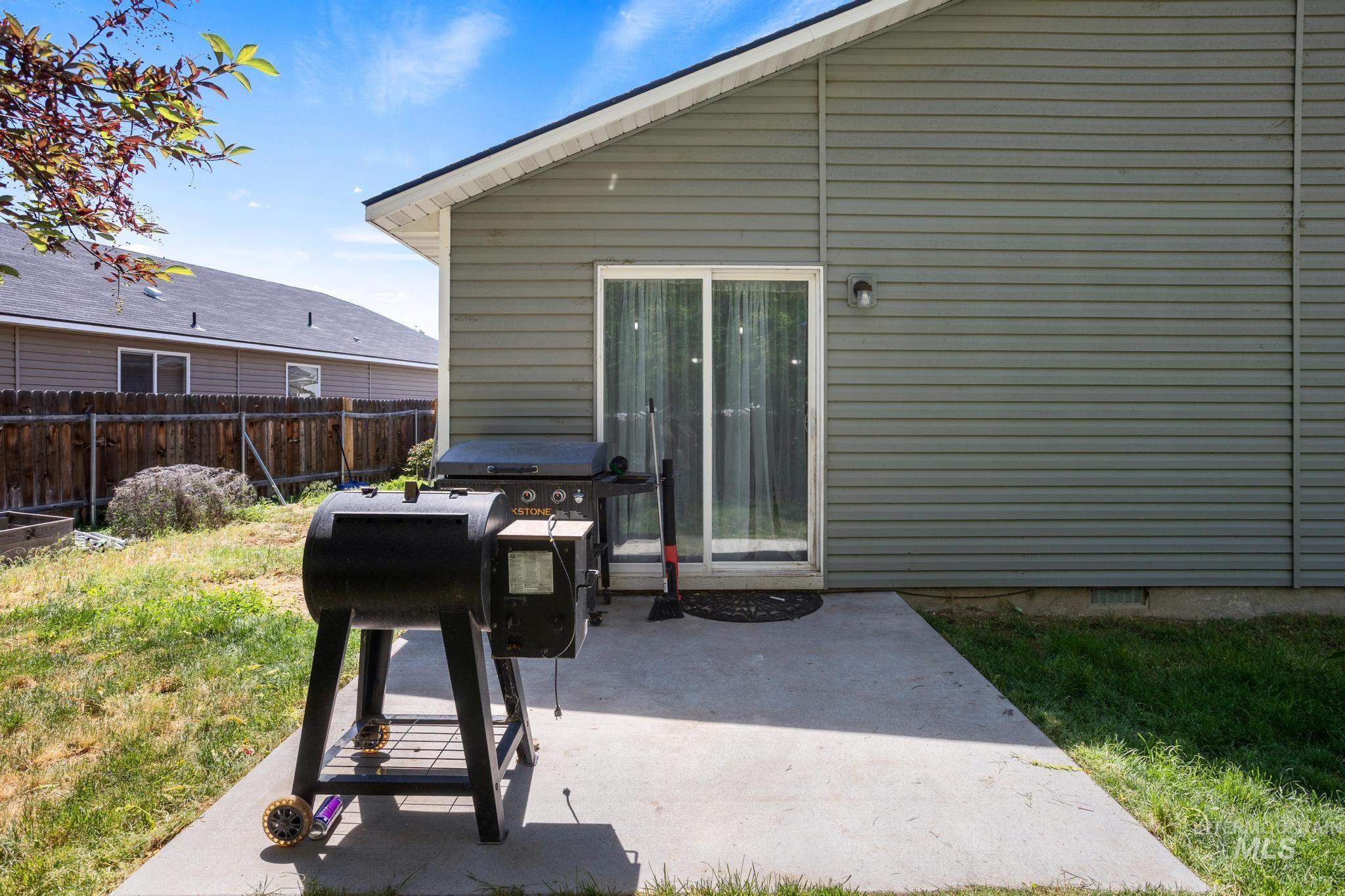 2719 Rowland Ct, Nampa, Idaho 83607, 3 Bedrooms, 2 Bathrooms, Residential For Sale, Price $350,000,MLS 98987855